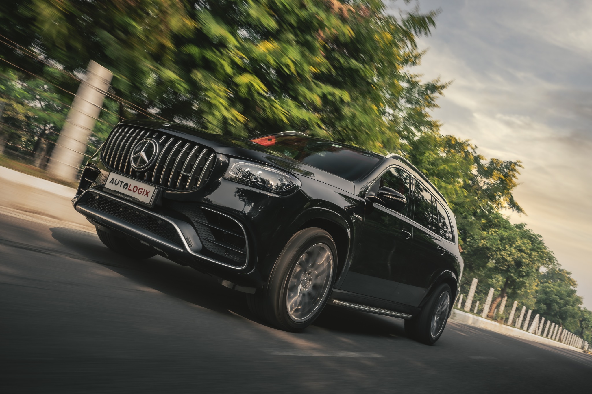 Reach places fashionably with this Mercedes-Benz GLS by Autologix