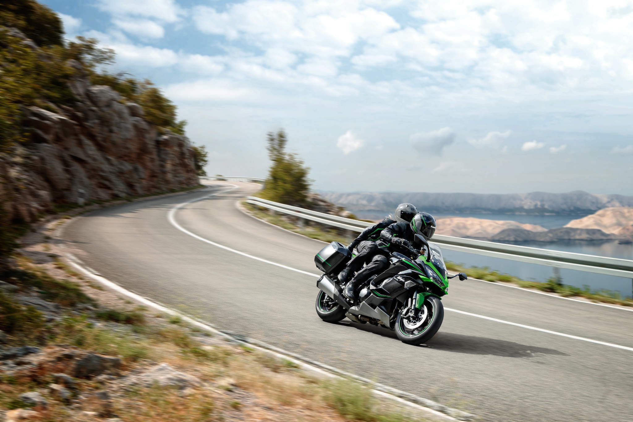 2022 Kawasaki Ninja 1000SX launched, prices start at Rs 11.40 lakh 2022 Kawasaki Ninja 1000SX launched, prices start at Rs 11.40 lakh