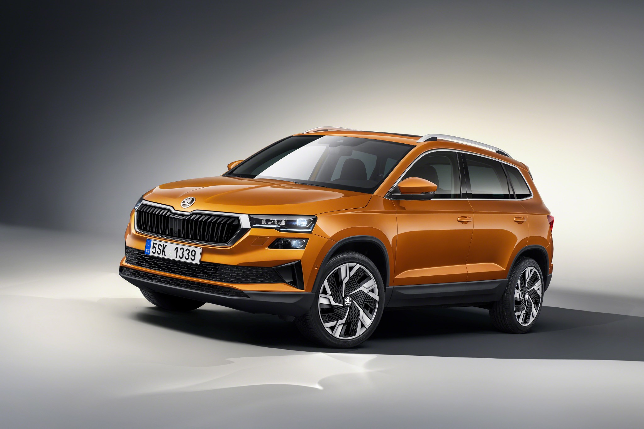 2022 Skoda Karoq: Volkswagen T-Roc rival gets a facelift 2022 Skoda Karoq: Volkswagen T-Roc rival gets a facelift