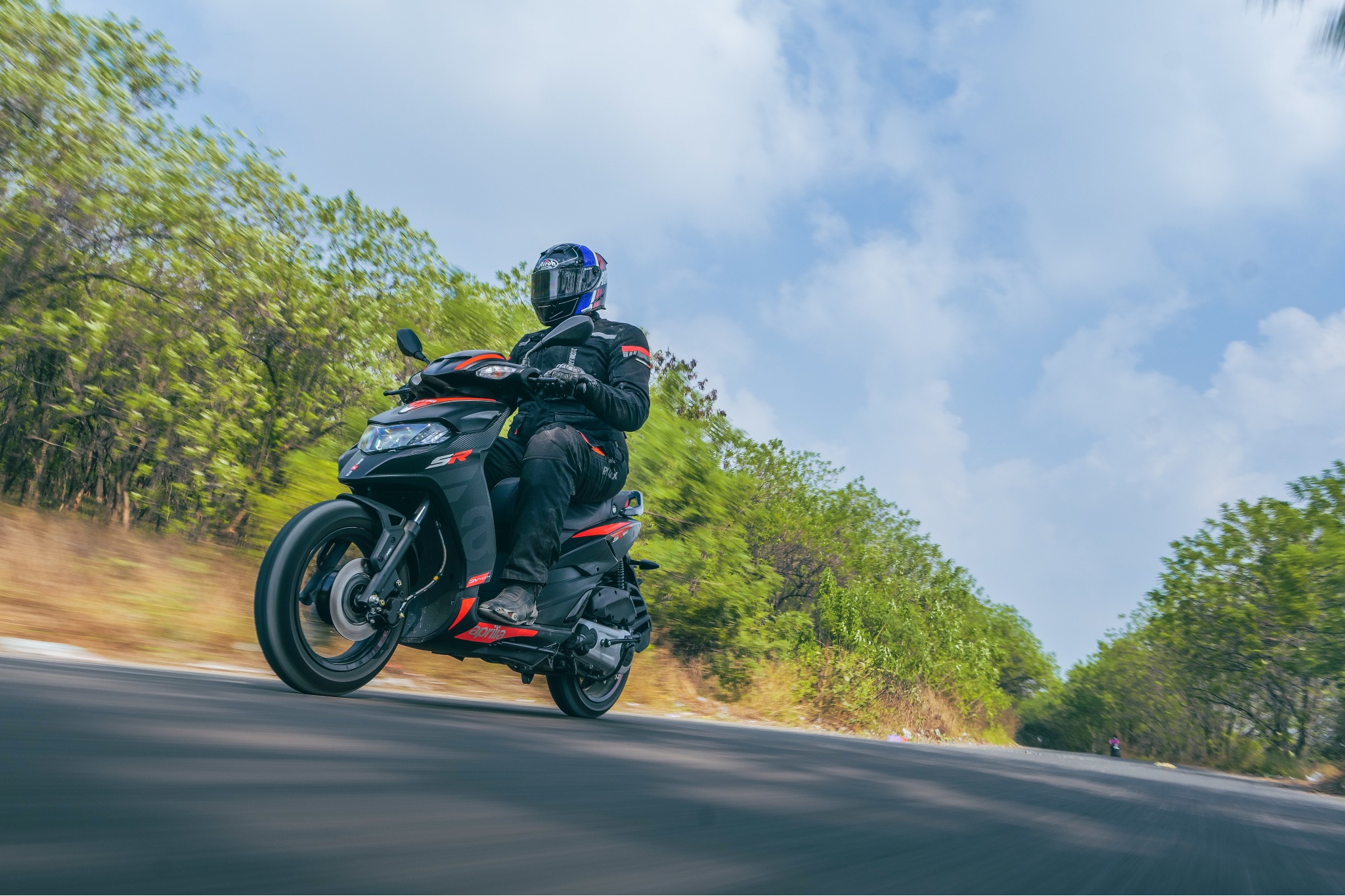 2021 Aprilia SR 160 first ride review: Still the benchmark for sporty scooters? 2021 Aprilia SR 160 first ride review: Still the benchmark for sporty scooters?