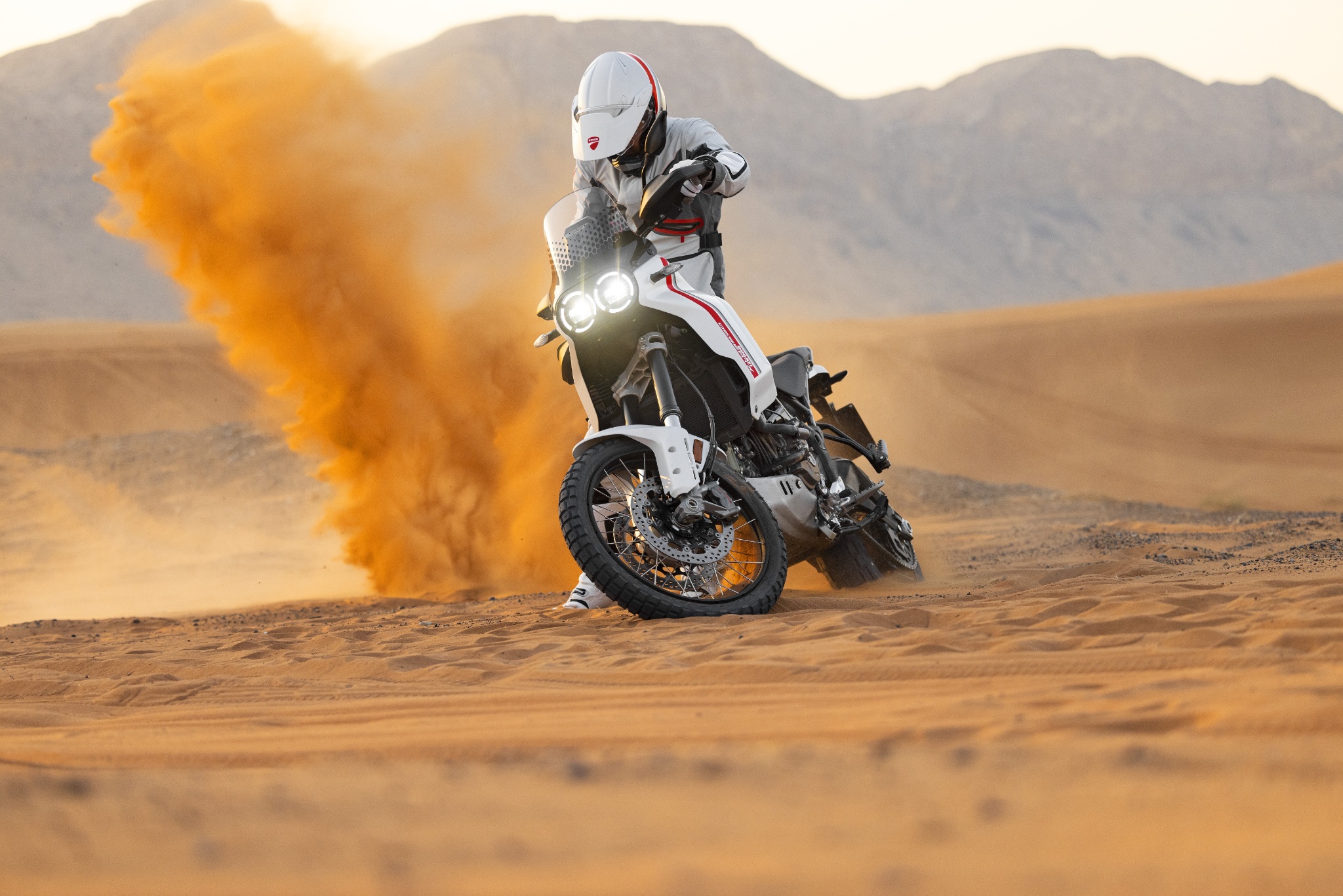 2022 Ducati DesertX unveiled, gets two tanks with transfer function 2022 Ducati DesertX unveiled, gets two tanks with transfer function