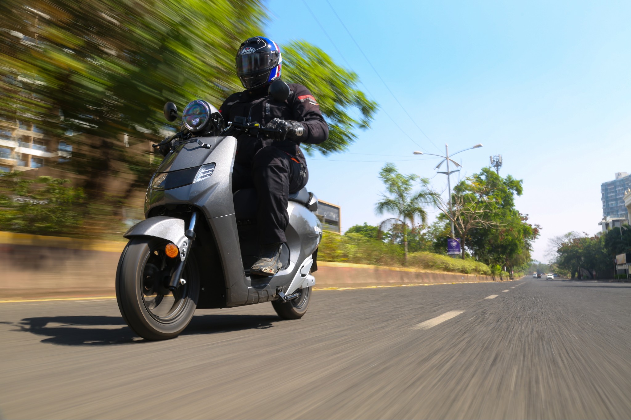 Bounce Infinity E1 first ride review | The perfect replacement to your ICE scooter? Bounce Infinity E1 first ride review | The perfect replacement to your ICE scooter?
