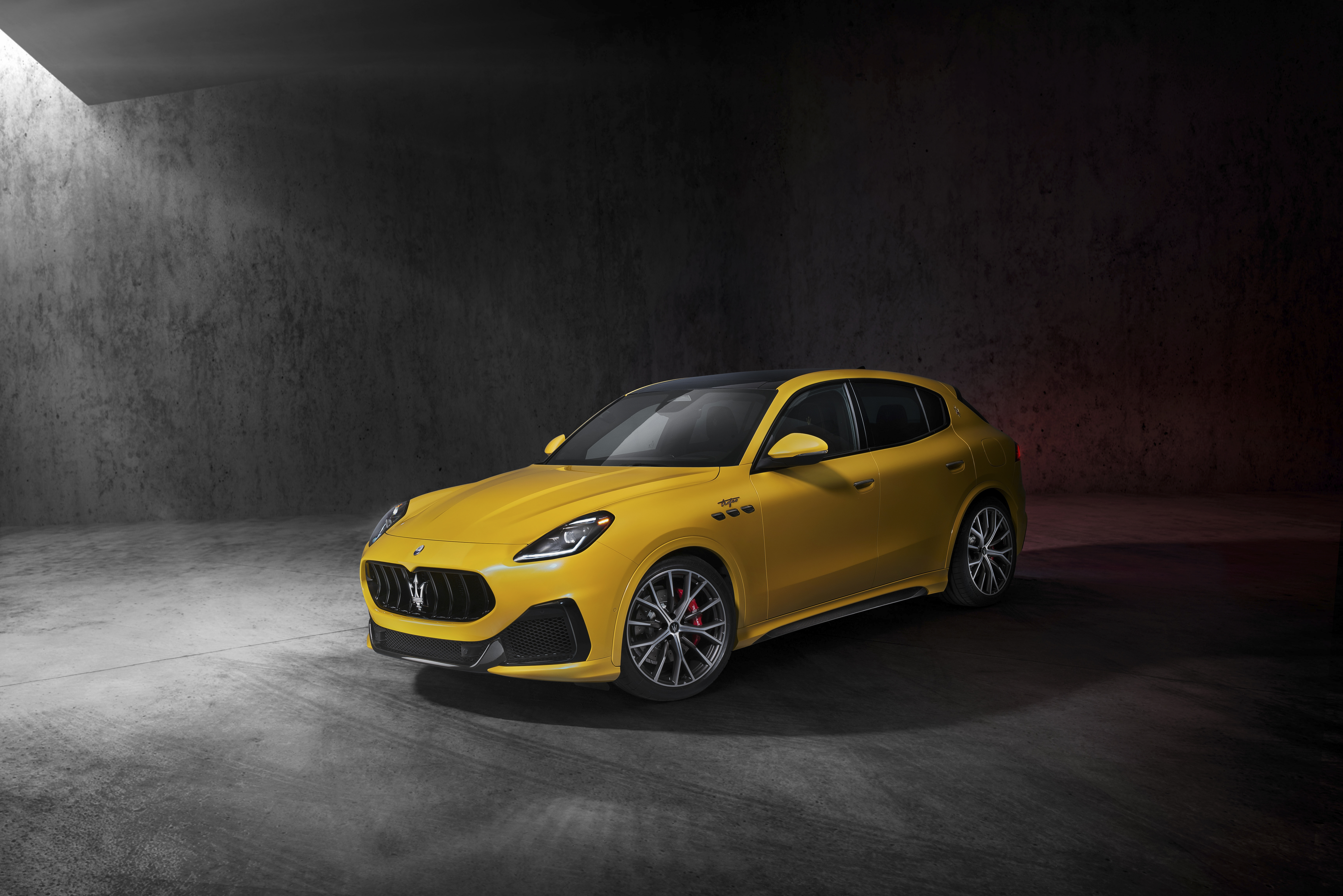 Maserati Grecale Trofeo revealed with 523bhp V6 – Modena takes aim at the Porsche Macan GTS Maserati Grecale Trofeo revealed with 523bhp V6 – Modena takes aim at the Porsche Macan GTS