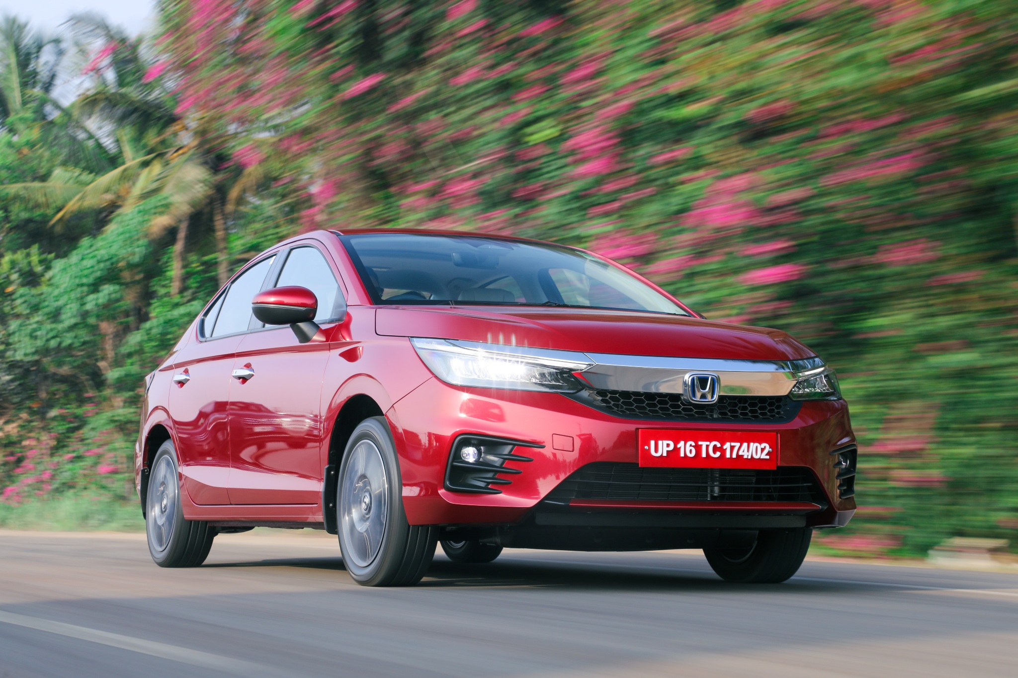 Honda City e:HEV Hybrid Driven Honda City e:HEV Hybrid Driven