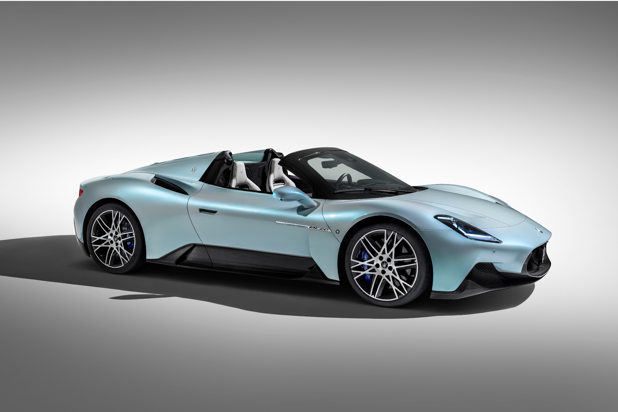 Maserati MC20 Cielo debuts – new rival to the Lamborghini Huracan Spyder Maserati MC20 Cielo debuts – new rival to the Lamborghini Huracan Spyder