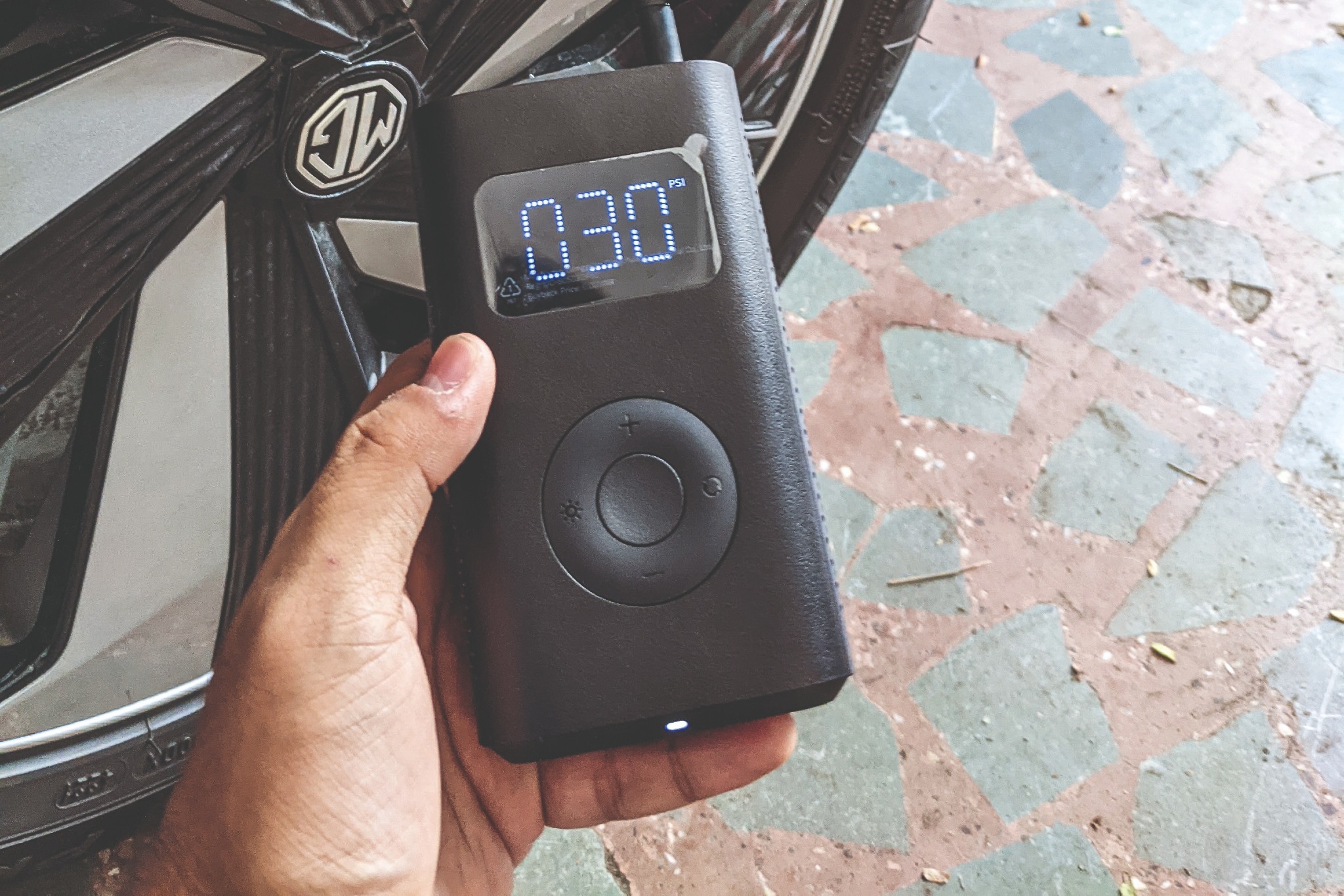 Xiaomi Mi Portable Air Compressor Review Xiaomi Mi Portable Air Compressor Review