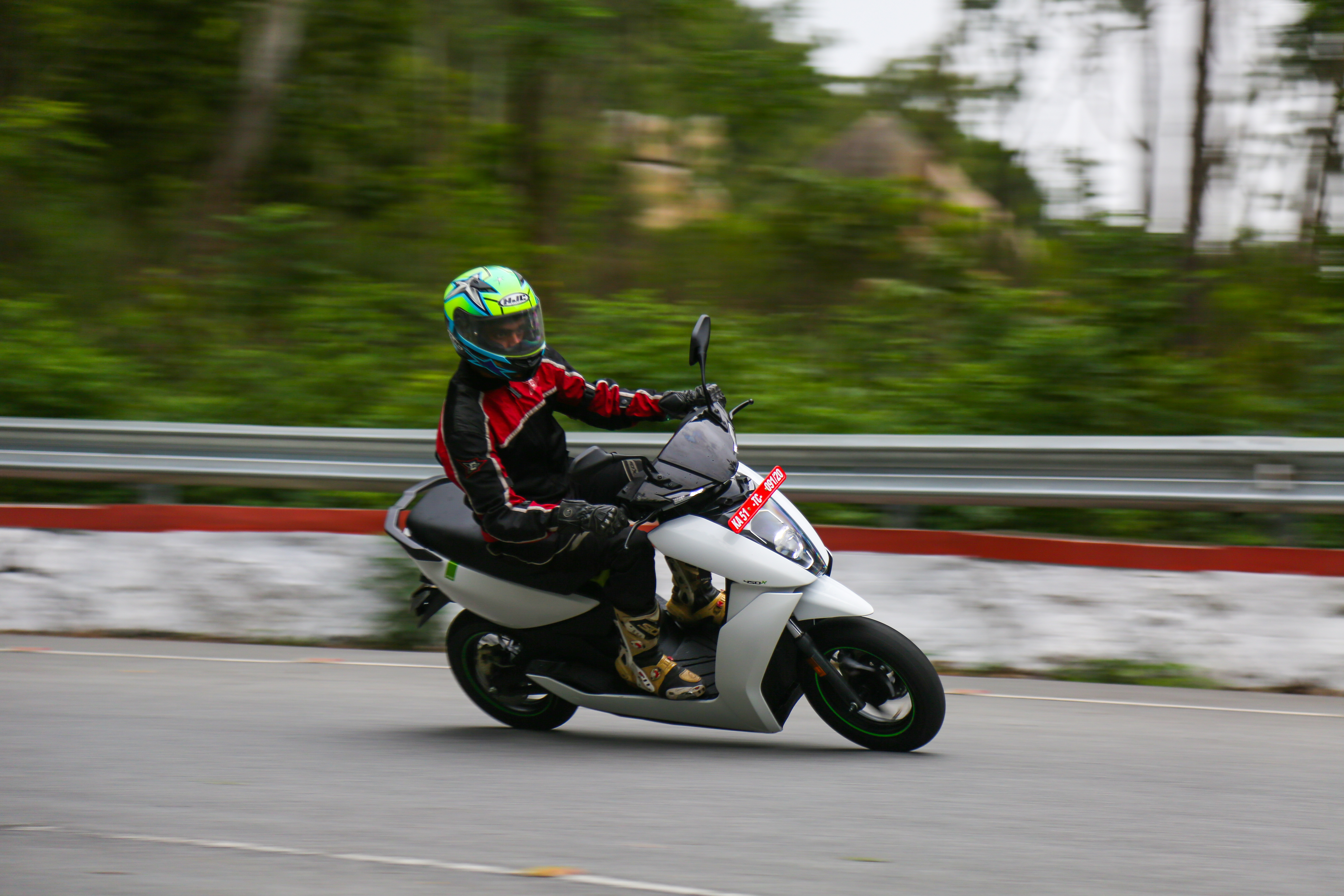 Ather 450X Gen 3 first ride review: Still the benchmark for electric scooters? Ather 450X Gen 3 first ride review: Still the benchmark for electric scooters?