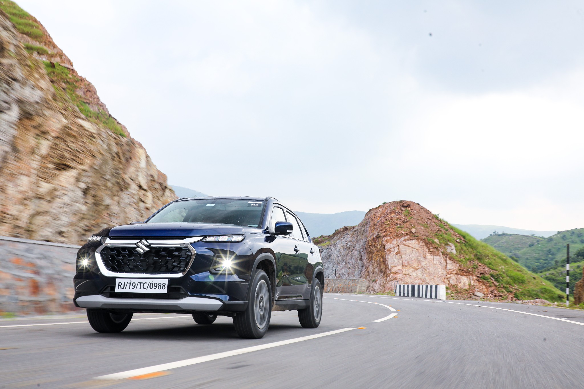 Maruti Suzuki Grand Vitara: Hybrid SUV first drive review Maruti Suzuki Grand Vitara: Hybrid SUV first drive review