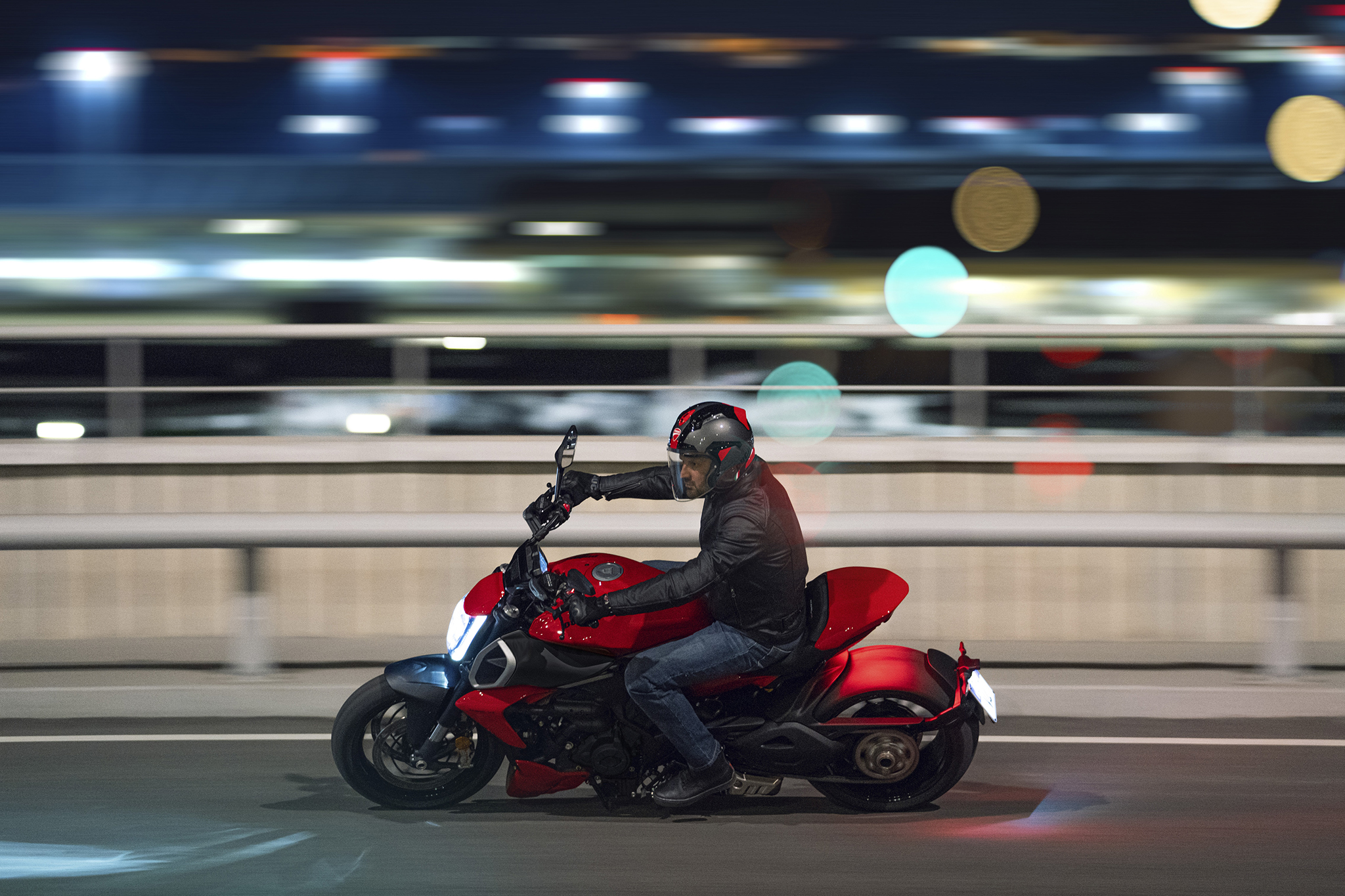 2022 Ducati Diavel V4 revealed with more power and less weight 2022 Ducati Diavel V4 revealed with more power and less weight