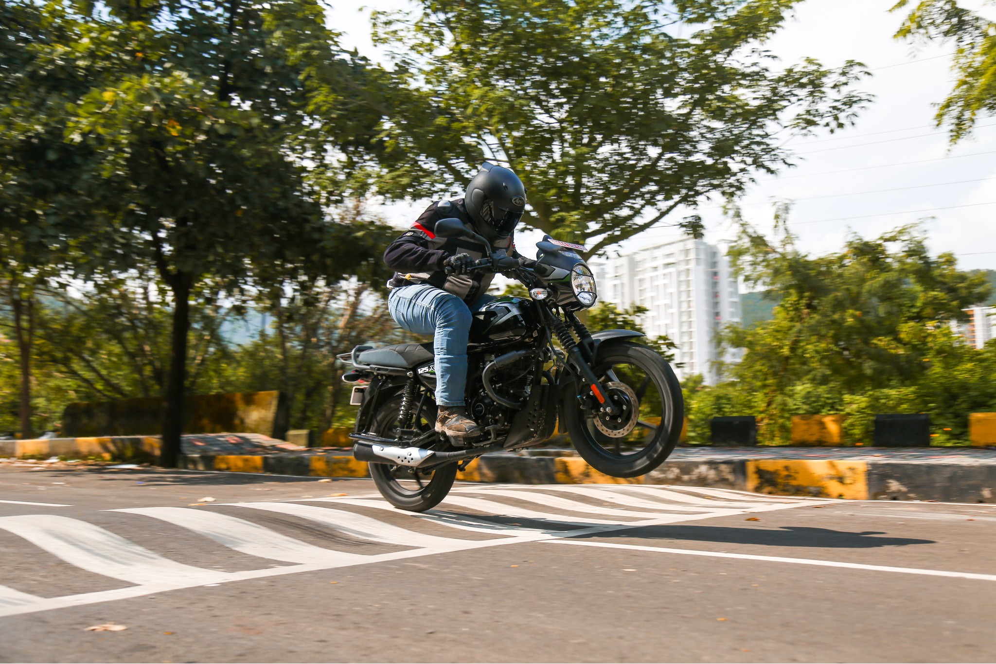Bajaj CT 125X first ride review | City King?
