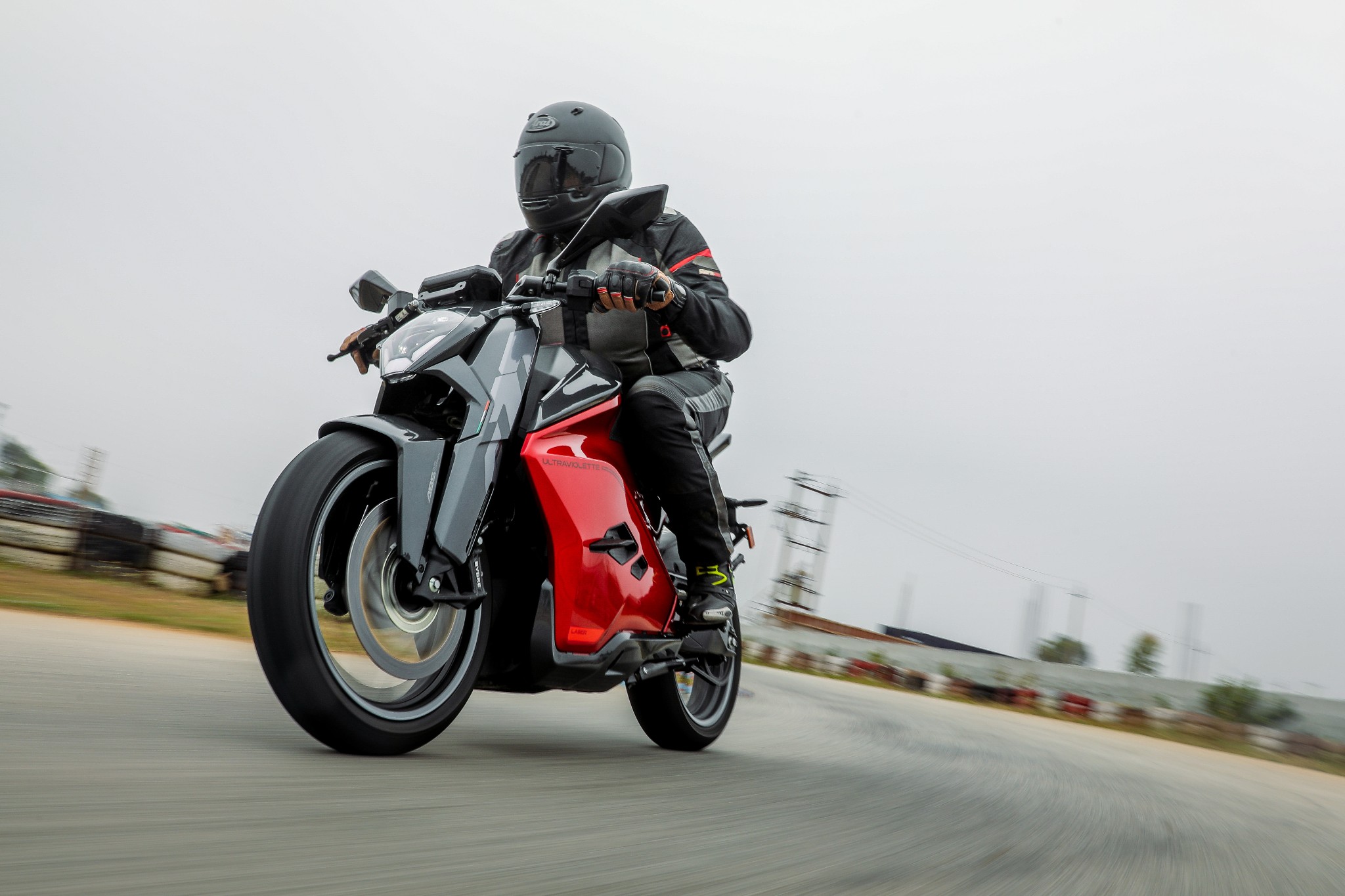 Ultraviolette F77 first ride review | The performance electric bike we’ve been waiting for? Ultraviolette F77 first ride review | The performance electric bike we’ve been waiting for?