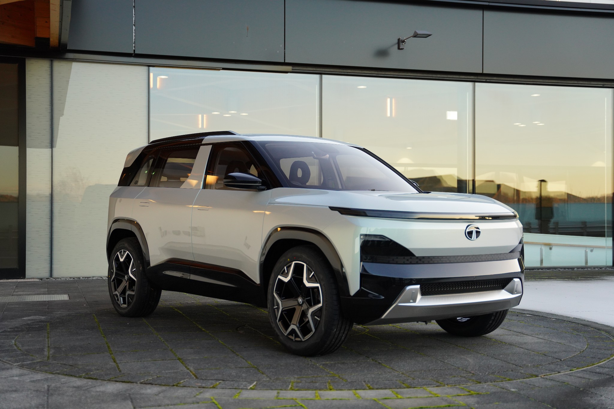 Tata Sierra EV: All you need to know about the Sierra! Tata Sierra EV: All you need to know about the Sierra!