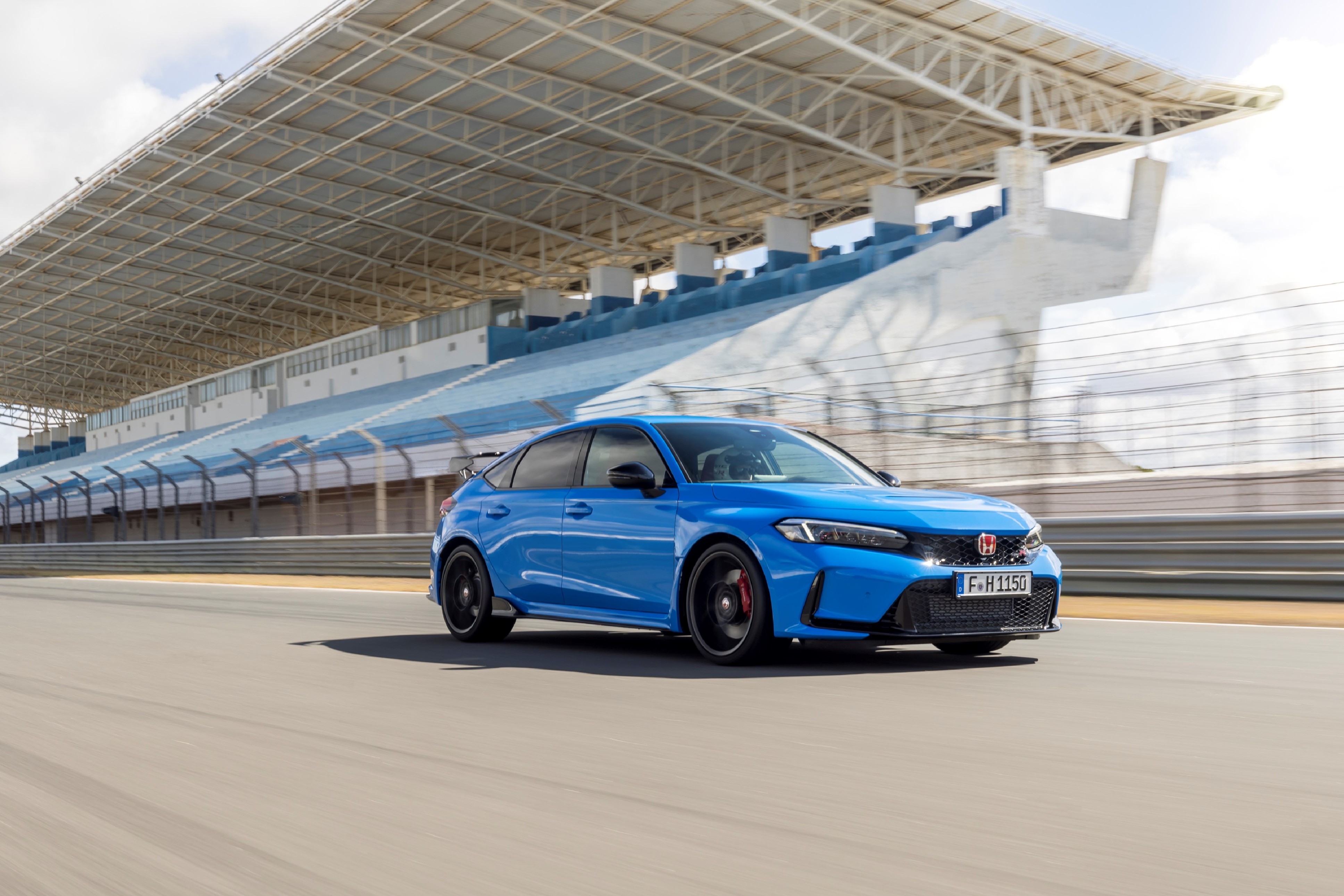 5 enthusiast cars that should be sold in India 5 enthusiast cars that should be sold in India
