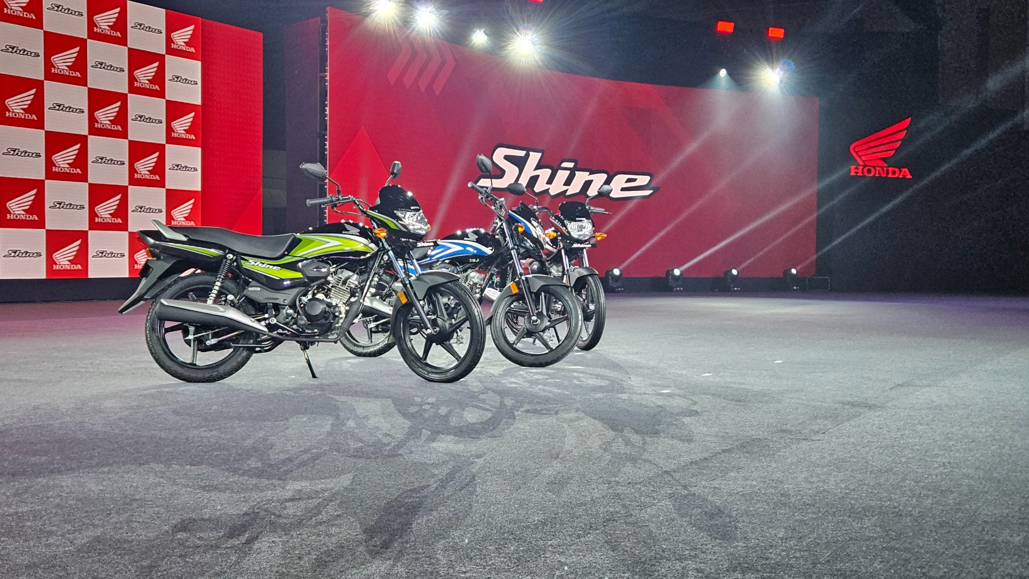Honda Shine 100 launched at Rs 64,900 Honda Shine 100 launched at Rs 64,900