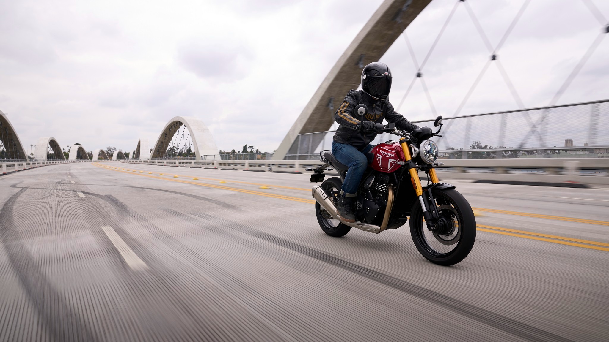 Triumph Speed 400 launched at an introductory price of ₹ 2.23 lakh Triumph Speed 400 launched at an introductory price of ₹ 2.23 lakh