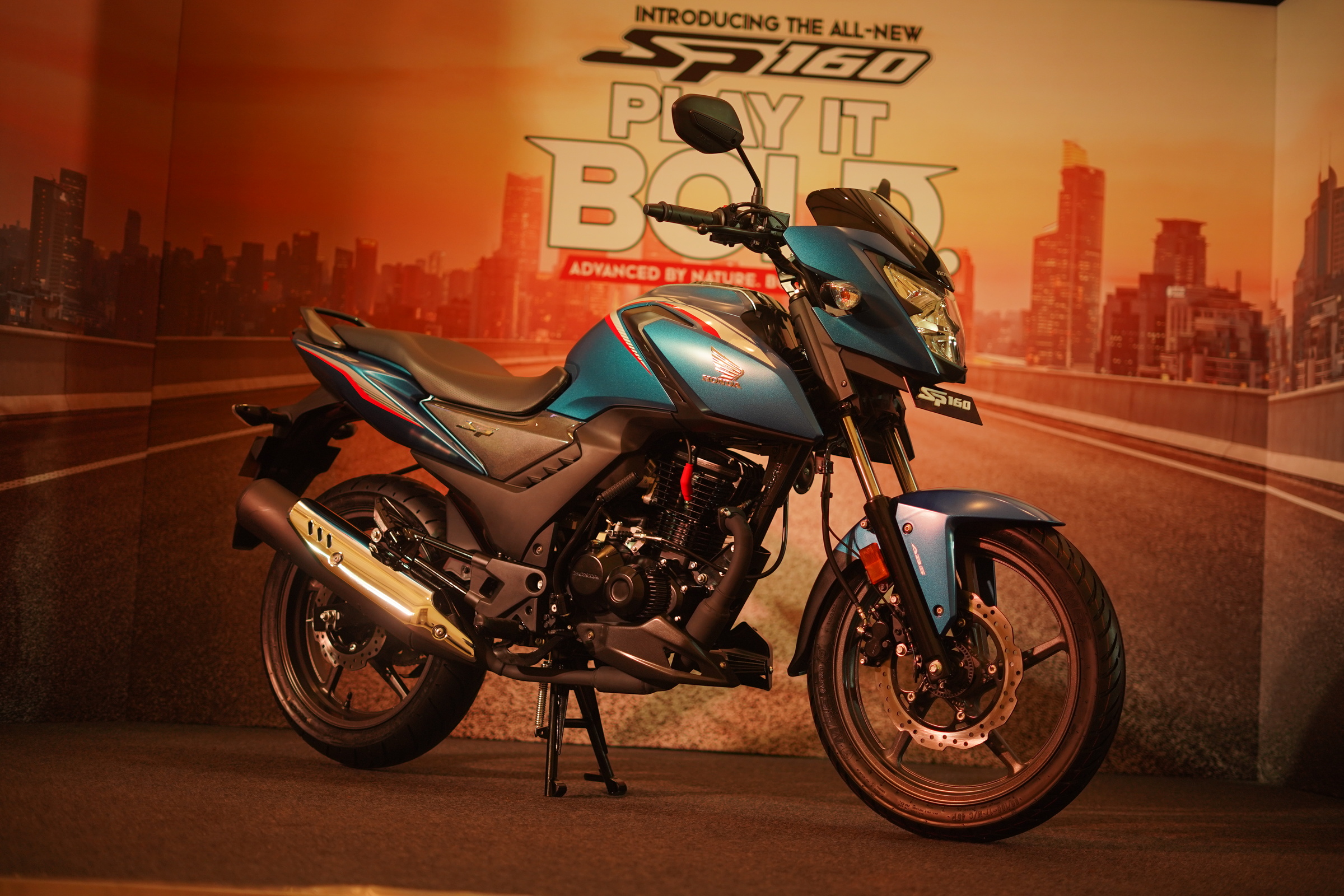 Honda has launched the SP160 in India at a starting price of Rs 1.18 lakh Honda has launched the SP160 in India at a starting price of Rs 1.18 lakh