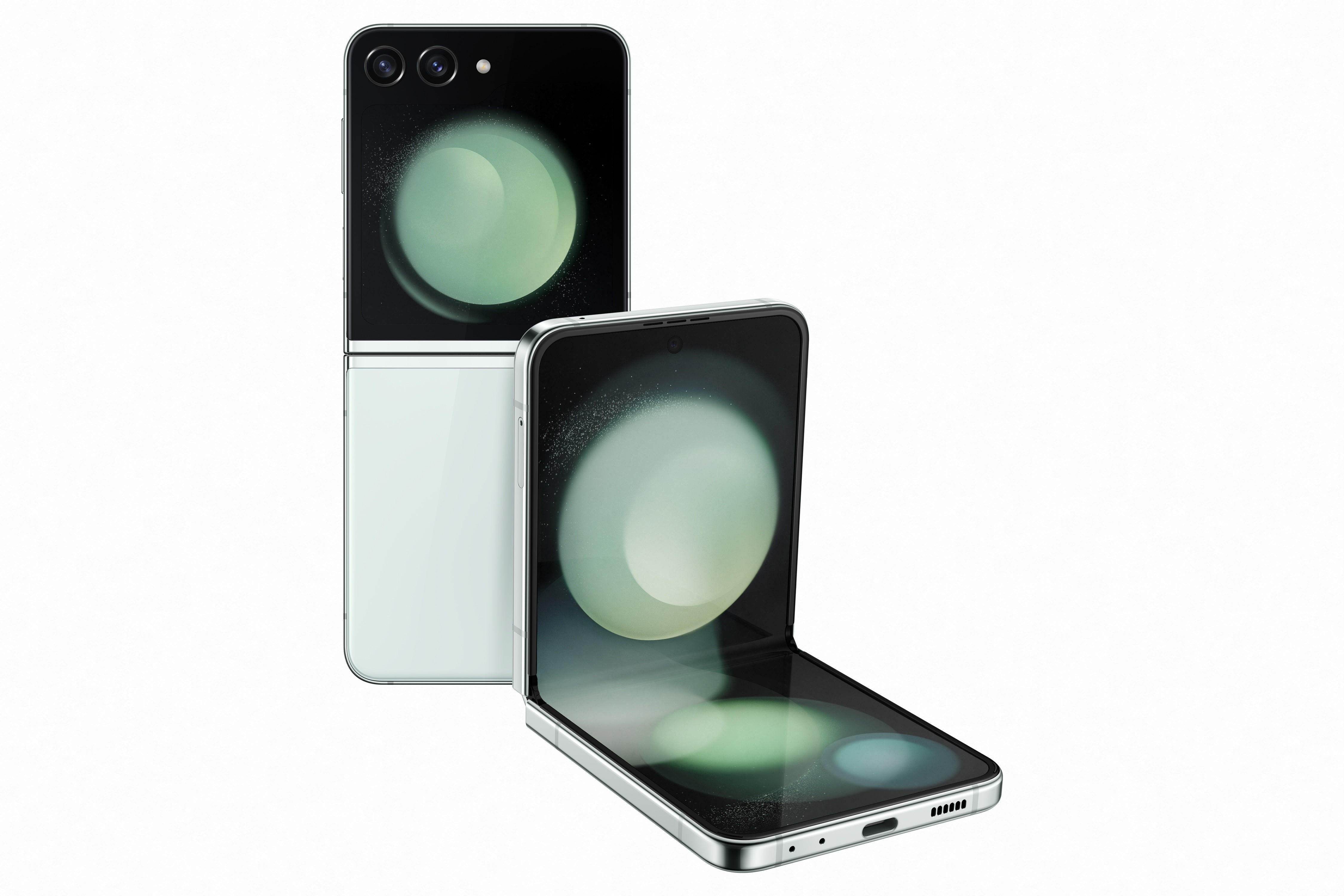 Galaxy Z Flip 5 Review: One big step forward Galaxy Z Flip 5 Review: One big step forward