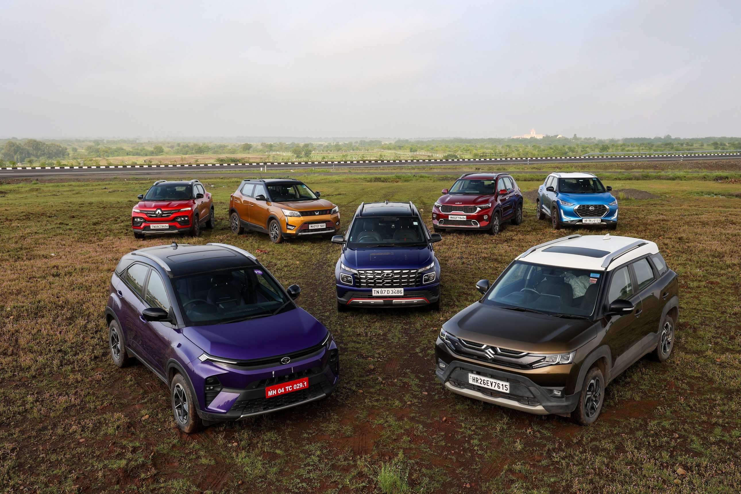 Compact SUV comparison test: Tata Nexon v Maruti Suzuki Brezza v Kia Sonet v Hyundai Venue v Mahindra XUV300 v Nissan Magnite v Renault Kiger Compact SUV comparison test: Tata Nexon v Maruti Suzuki Brezza v Kia Sonet v Hyundai Venue v Mahindra XUV300 v Nissan Magnite v Renault Kiger