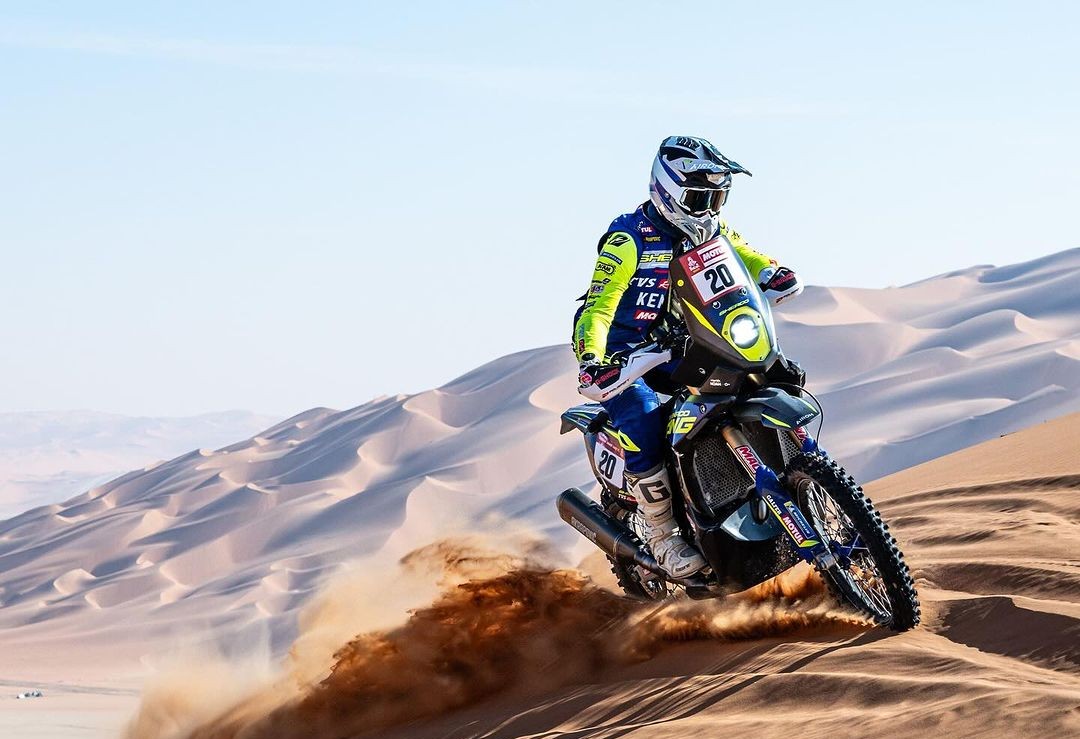 2024 Dakar Rally Stage 7: One second separates Honda and Hero, Loeb gains on Sainz, Andujar gets penalised and more updates 2024 Dakar Rally Stage 7: One second separates Honda and Hero, Loeb gains on Sainz, Andujar gets penalised and more updates