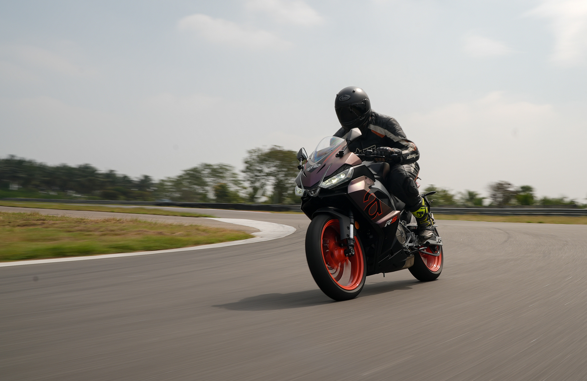 Aprilia RS 457 first ride review: Does this mean the KTM RC 390 is history? Aprilia RS 457 first ride review: Does this mean the KTM RC 390 is history?