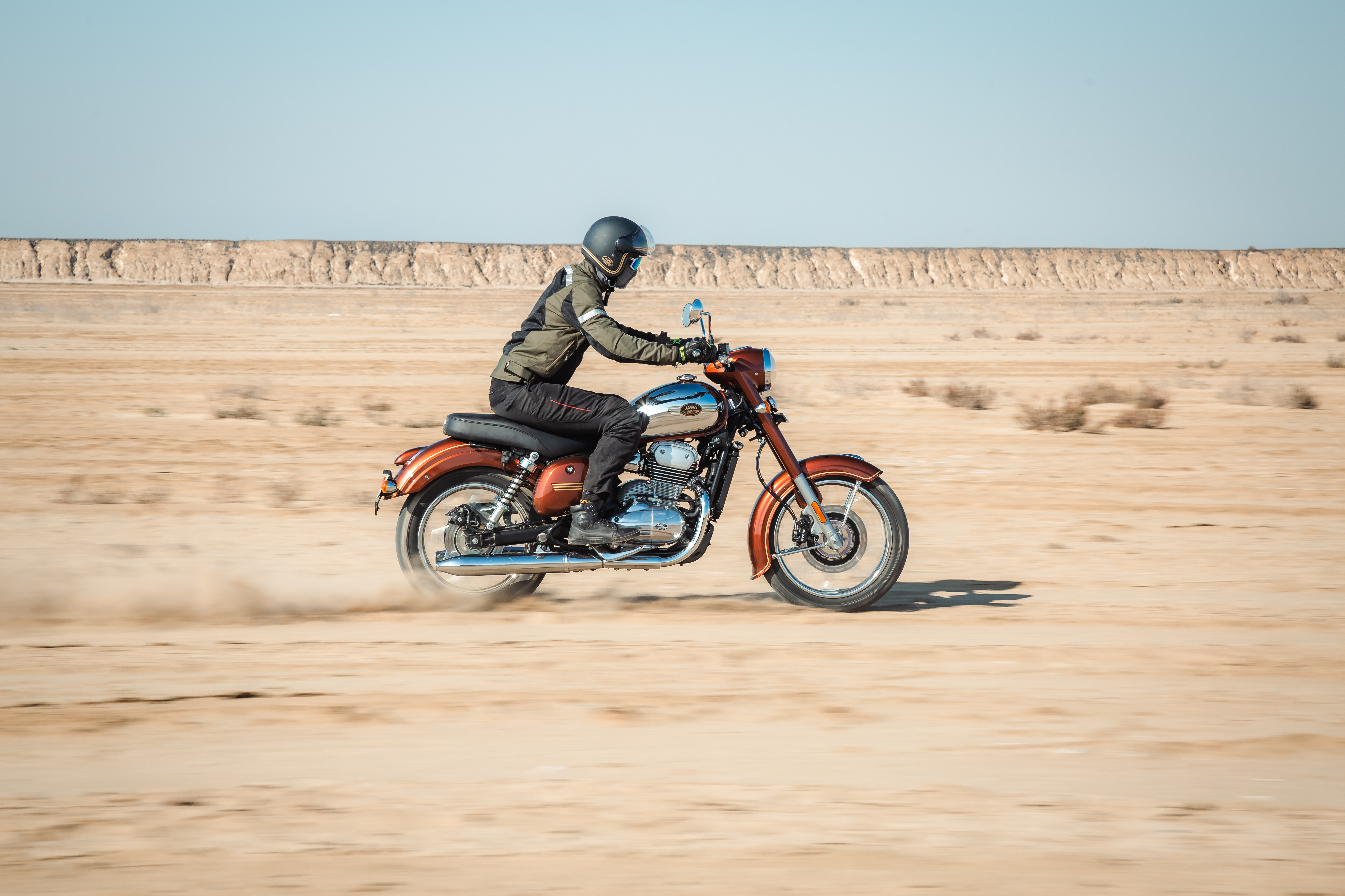 The all-new Jawa 350 has been launched at Rs 2.14 lakh The all-new Jawa 350 has been launched at Rs 2.14 lakh