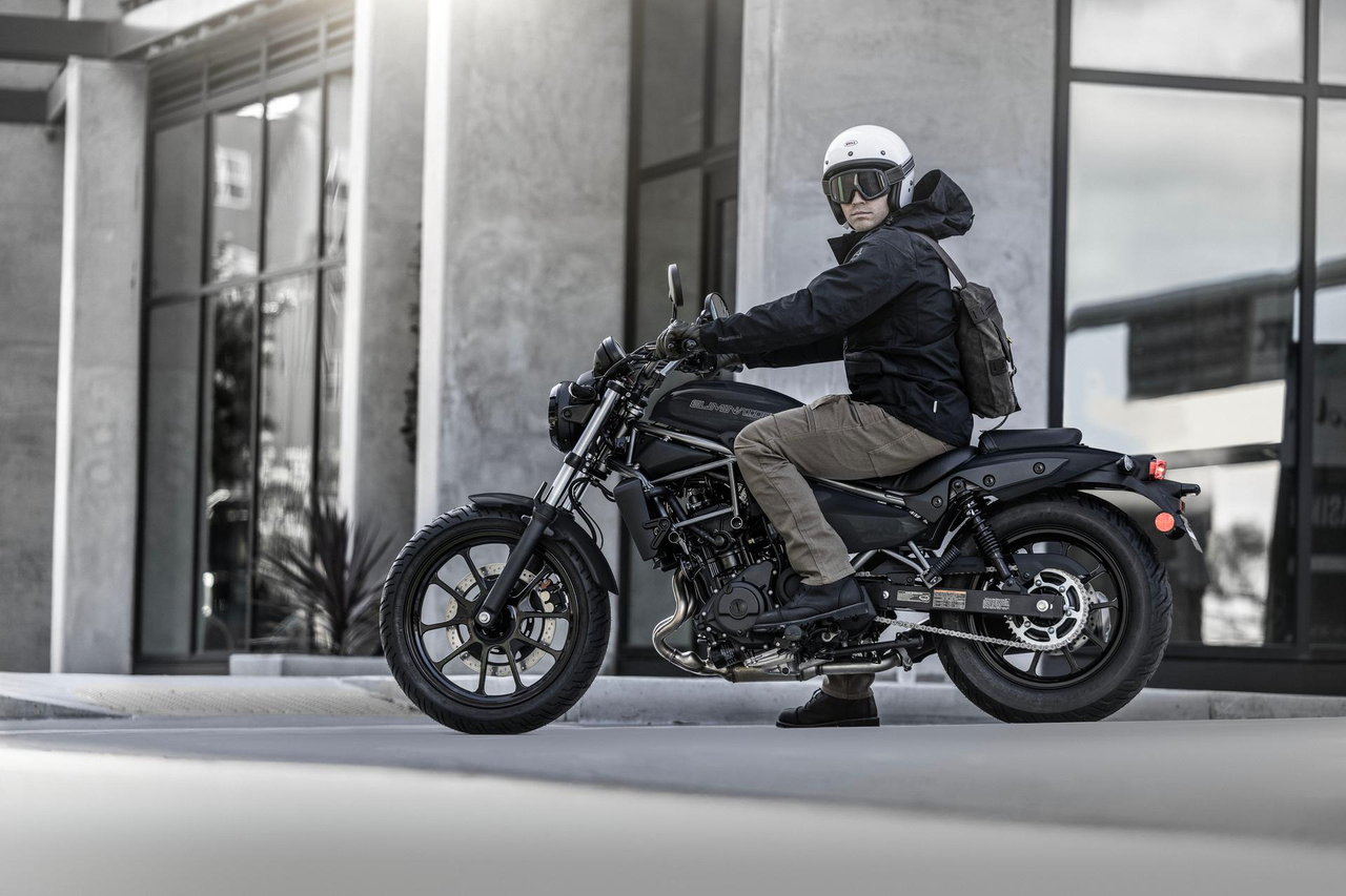 Kawasaki Eliminator launched at Rs 5.62 lakh