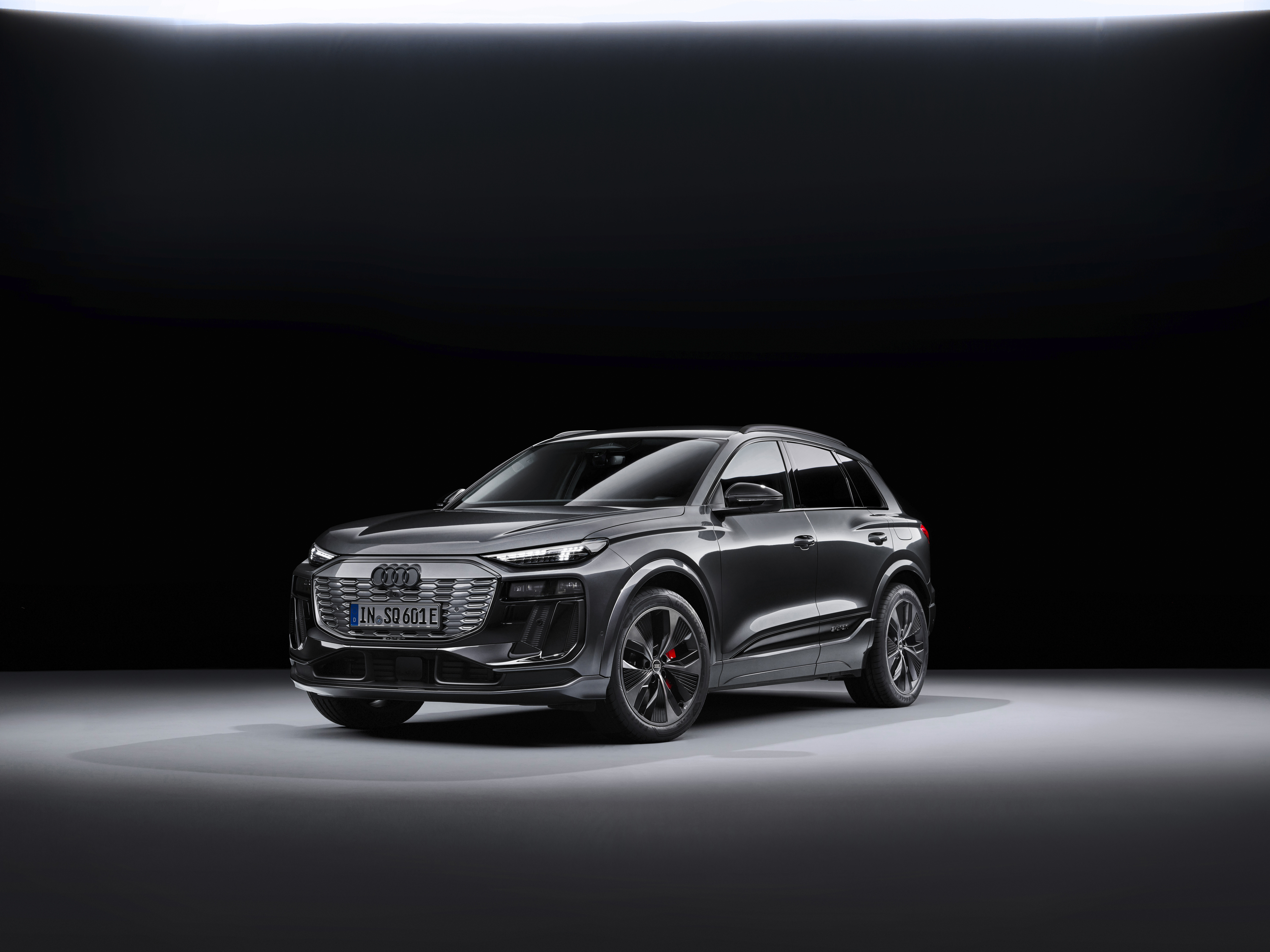 2024 Audi Q6 e-tron | A deep dive into the tech of this luxury electric SUV
