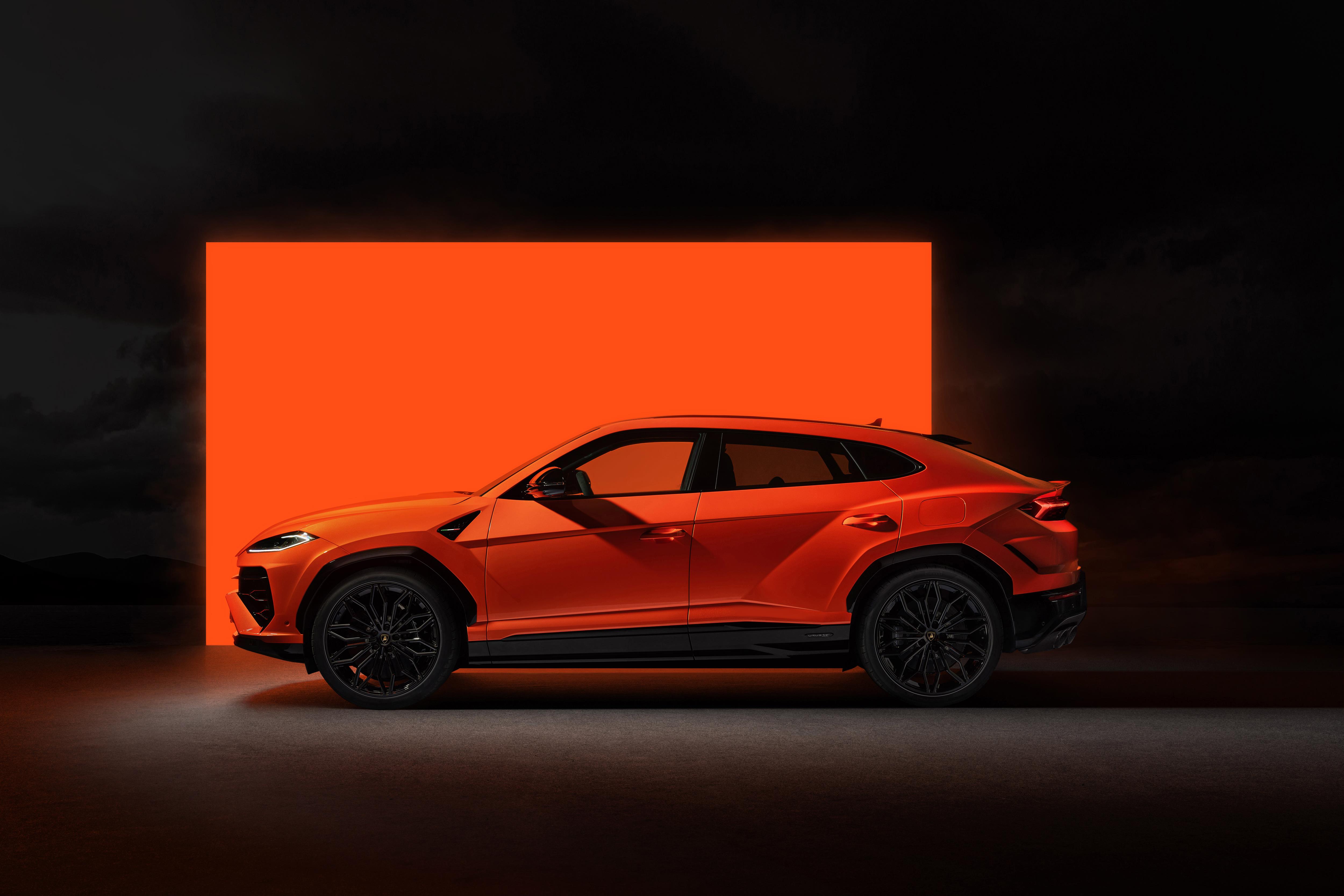 The new Lamborghini Urus SE is a 789bhp answer to Ferrari’s Purosangue The new Lamborghini Urus SE is a 789bhp answer to Ferrari’s Purosangue