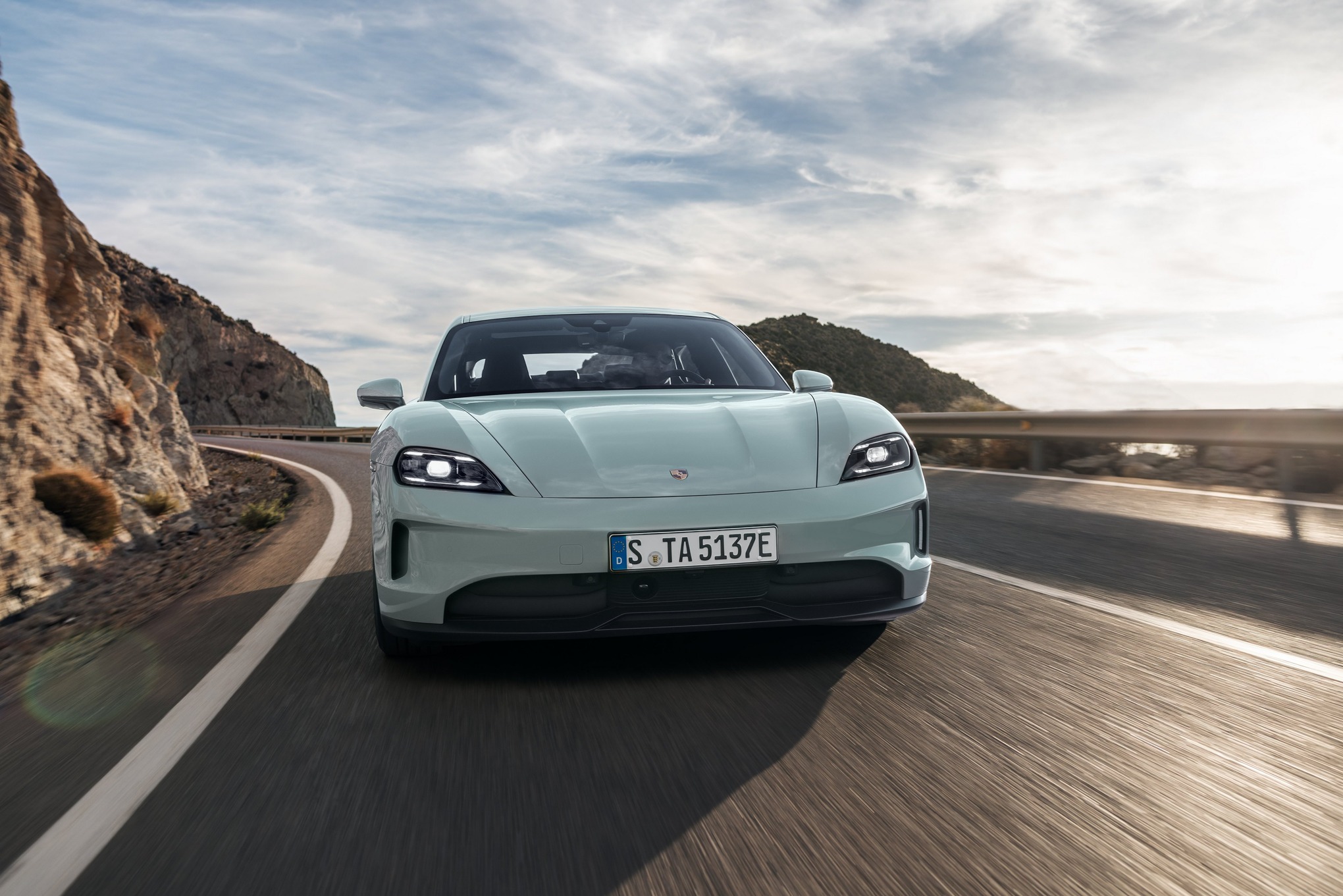 Porsche Taycan facelift prices out, starts at ₹1.89 crores for the Taycan 4S