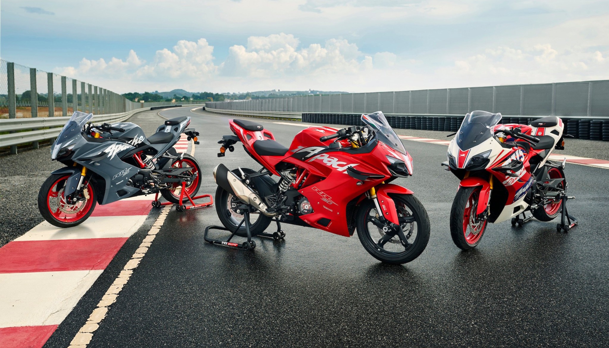 Updated TVS Apache RR 310 launched at Rs 2.75 lakh, gets cruise control and quickshifter Updated TVS Apache RR 310 launched at Rs 2.75 lakh, gets cruise control and quickshifter