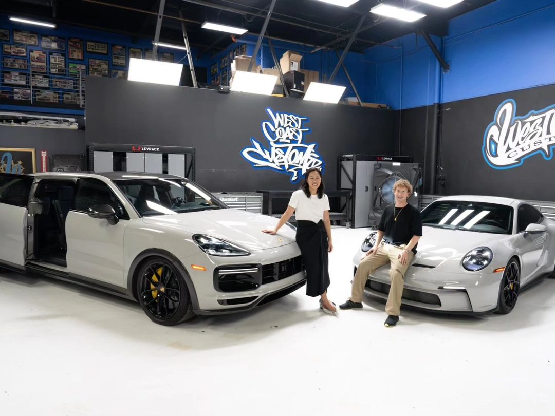 Porsche Cayenne Turbo GT limousine: Mark Zuckerberg’s latest custom ride! Porsche Cayenne Turbo GT limousine: Mark Zuckerberg’s latest custom ride!