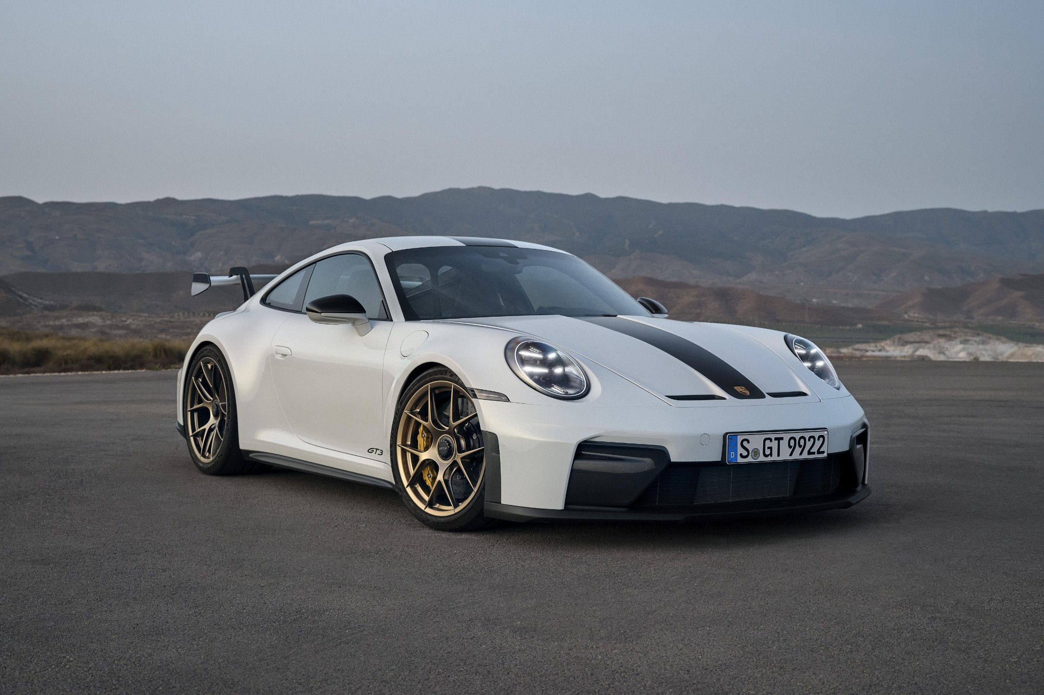 2025 Porsche 911 GT3 revealed: 992.2 adds S/T and RS knowhow