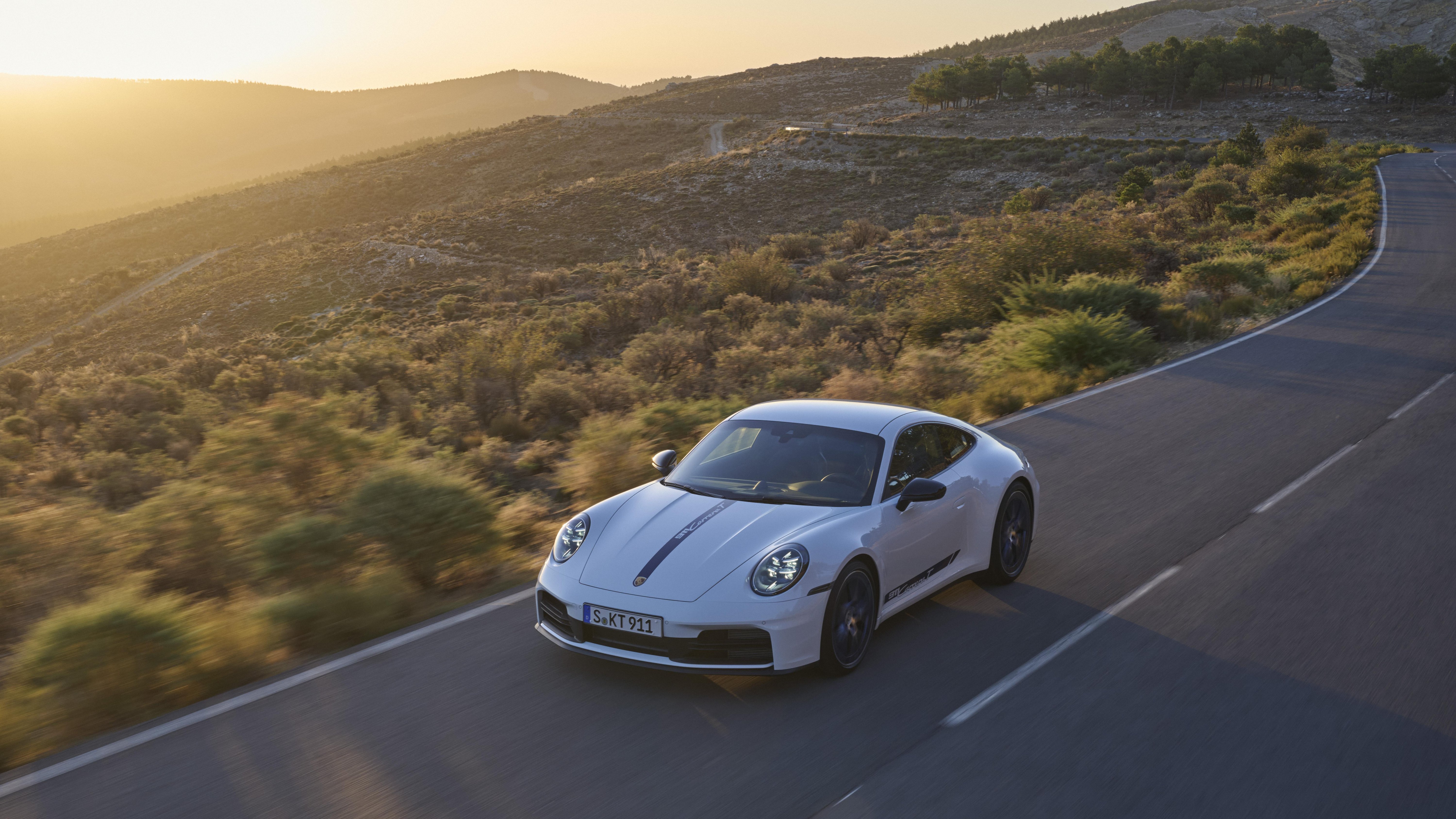 The new Porsche 911 Carrera T is pared back, lightweight and manual-only The new Porsche 911 Carrera T is pared back, lightweight and manual-only