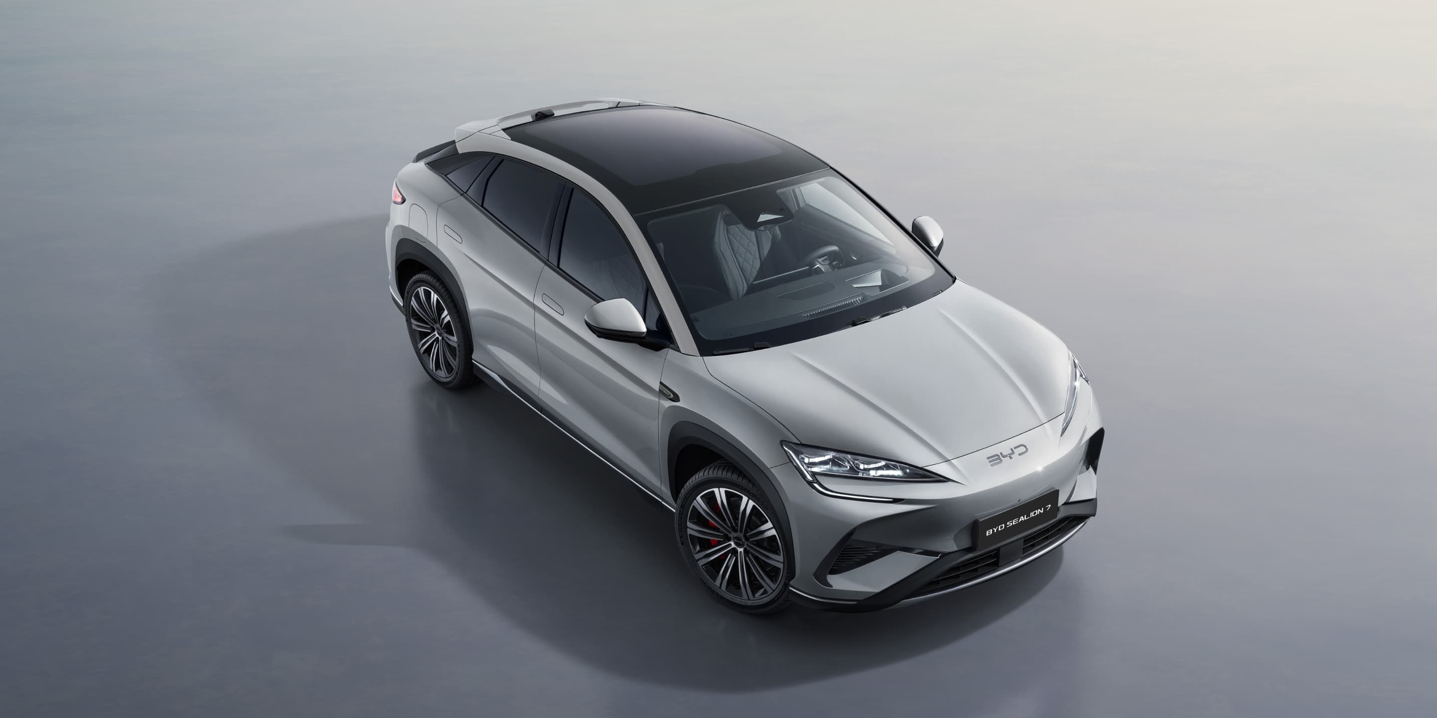 BYD Sealion 7 showcased at Auto Expo 2025, India launch in March BYD Sealion 7 showcased at Auto Expo 2025, India launch in March