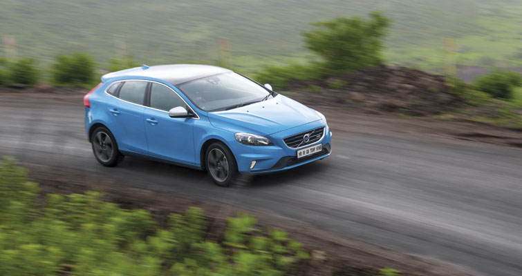 Volvo V40 R-Design Driven Volvo V40 R-Design Driven