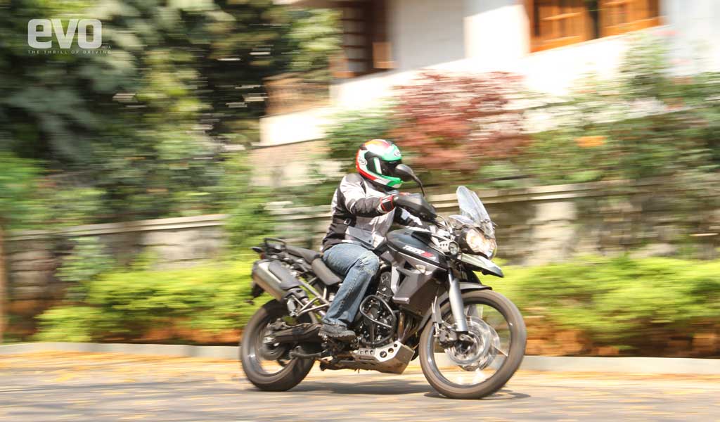 Triumph Tiger 800 XCA – evo fleet introduction Triumph Tiger 800 XCA – evo fleet introduction