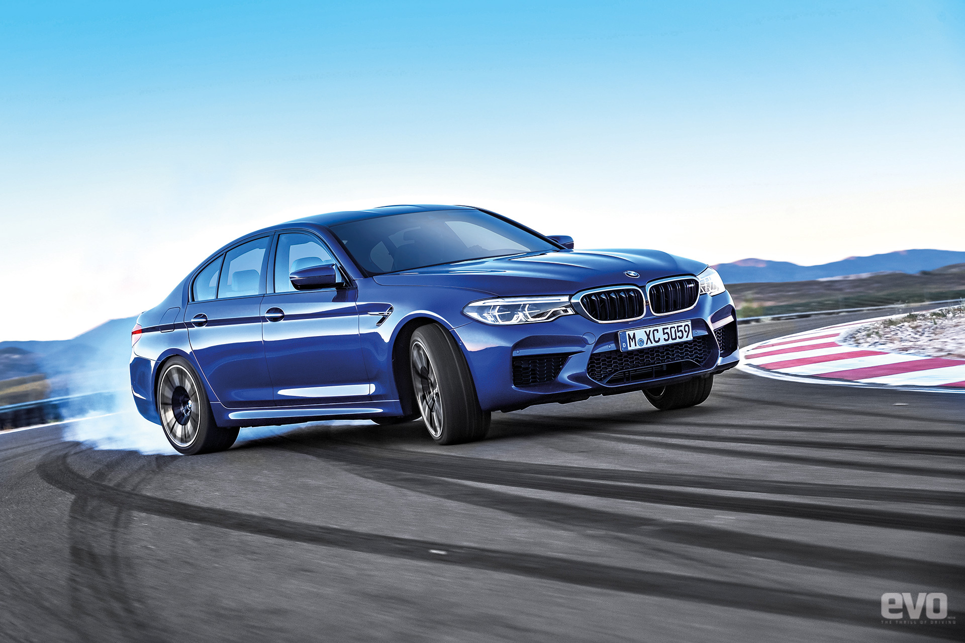 The new BMW M5 Reviewed The new BMW M5 Reviewed