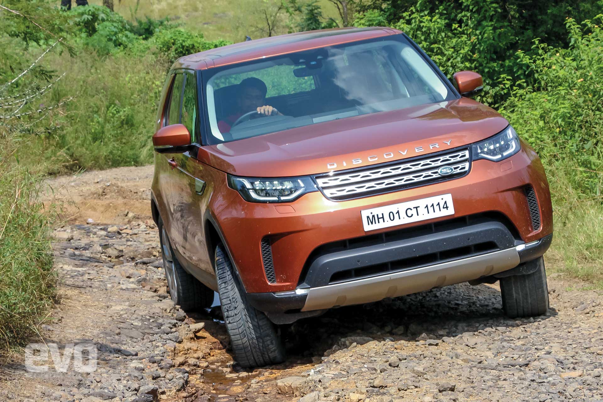 Land Rover Discovery 5: Driven Land Rover Discovery 5: Driven