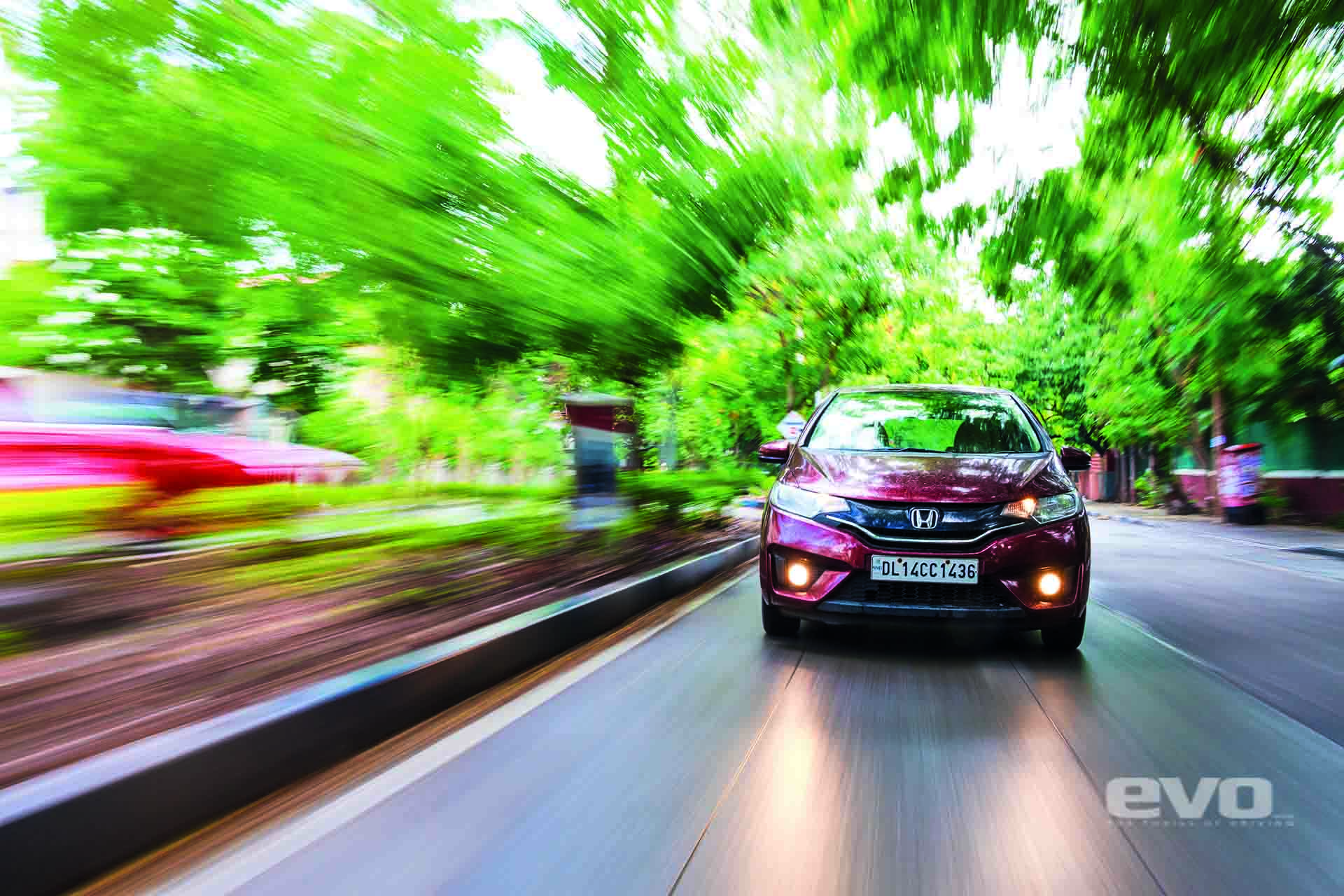 Groove with Honda Jazz: Pune Unplugged Groove with Honda Jazz: Pune Unplugged