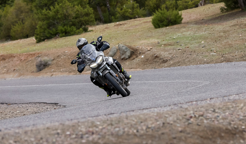Reviewed: 2018 Triumph Tiger 800 XCa and XRt Reviewed: 2018 Triumph Tiger 800 XCa and XRt