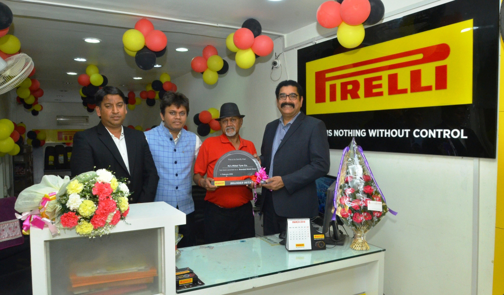 Pirelli opens a new store in Agra Pirelli opens a new store in Agra