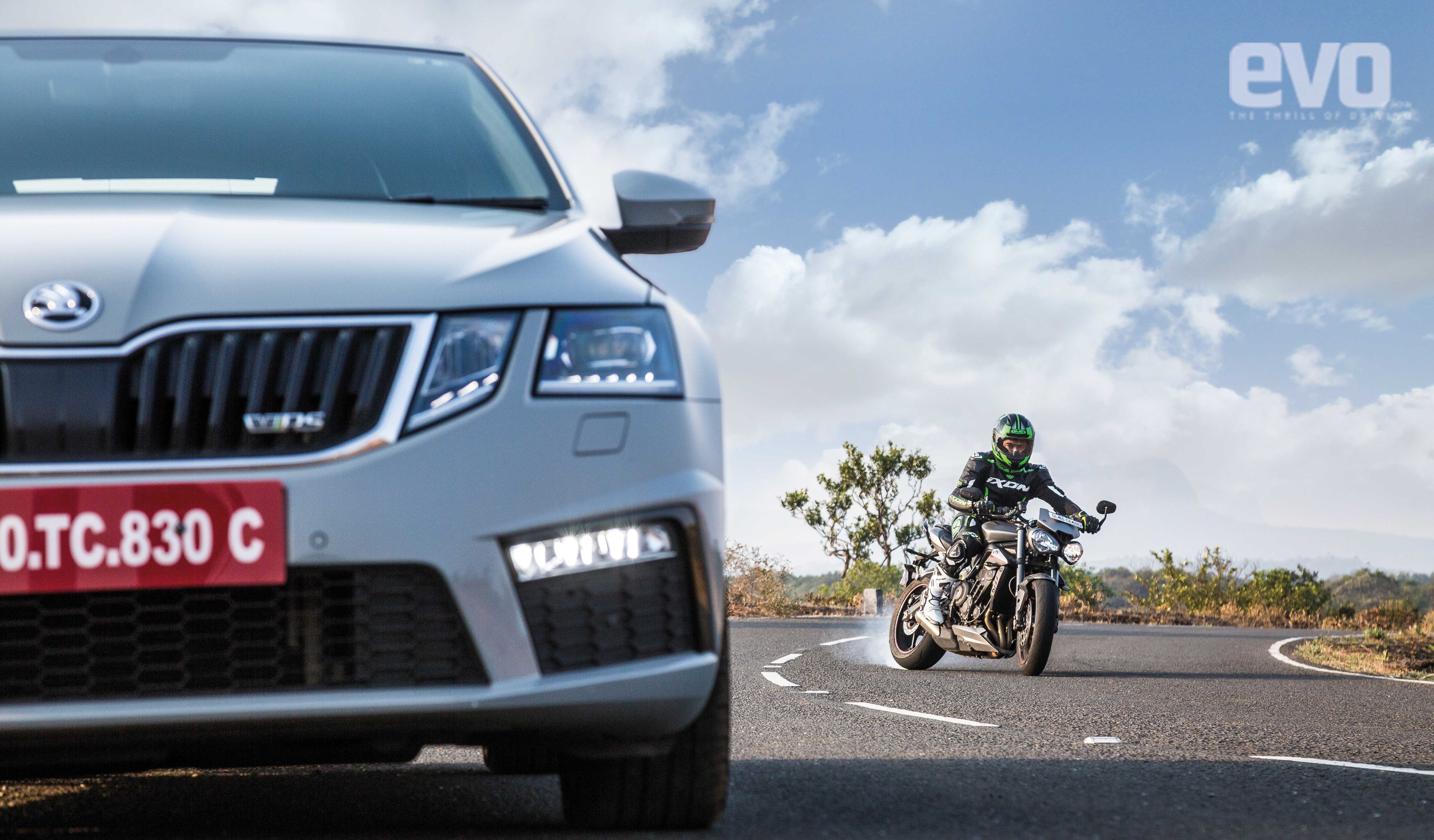 Skoda Octavia RS & Triumph Street Triple RS Skoda Octavia RS & Triumph Street Triple RS