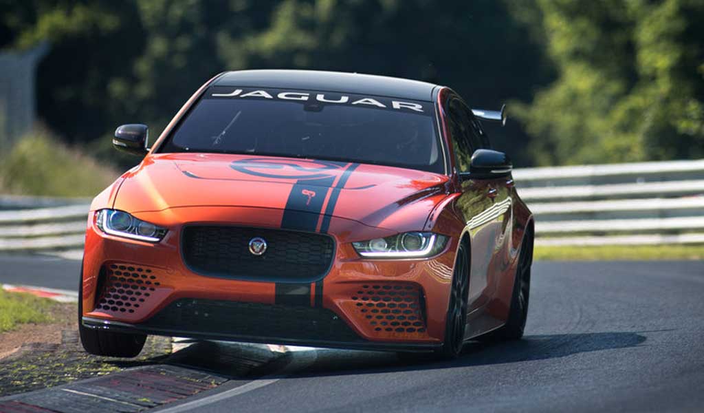Jaguar XE SV Project 8 – The fastest four-door saloon at Nurburgring