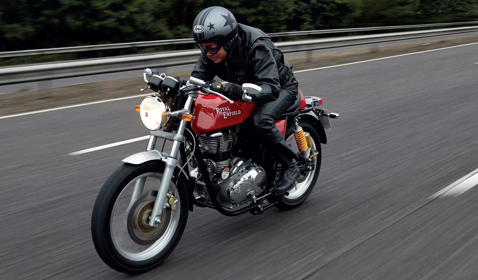 Retro Cool: (Royal Enfield Continental GT) Retro Cool: (Royal Enfield Continental GT)