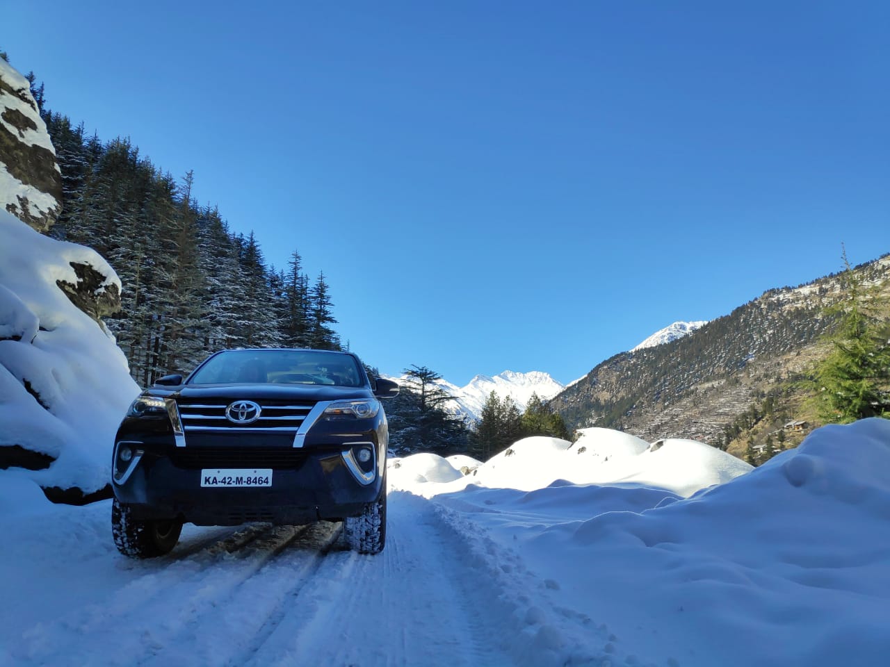 Driving the Toyota Fortuner in snow on the final day of Toyota River Drive