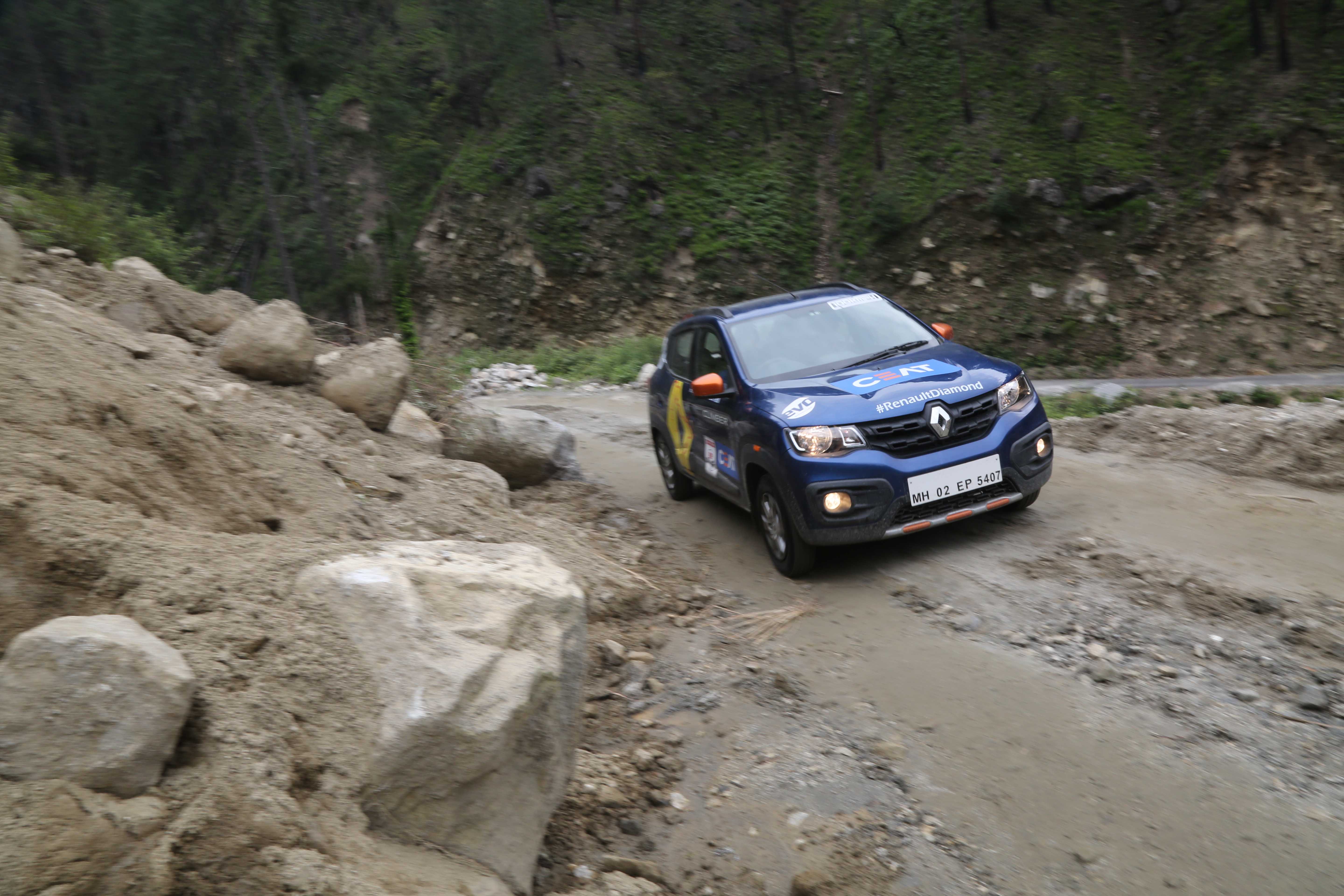 Day 23 – Renault India Diamond Trail – Kwid goes for servicing Day 23 – Renault India Diamond Trail – Kwid goes for servicing