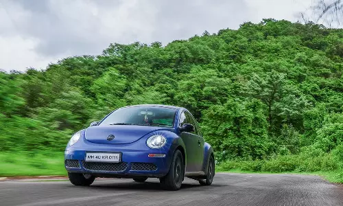 Volkswagen ‘Bumble Bee’ Beetle: Manual trans’ swapped for the added thrill of driving! Volkswagen ‘Bumble Bee’ Beetle: Manual trans’ swapped for the added thrill of driving!