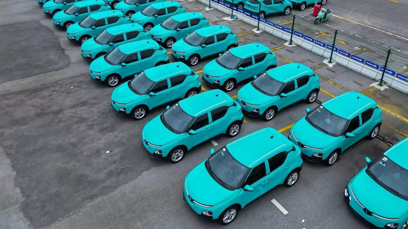 An all-electric fleet of VinFast VF 5 taxis. An all-electric fleet of VinFast VF 5 taxis.