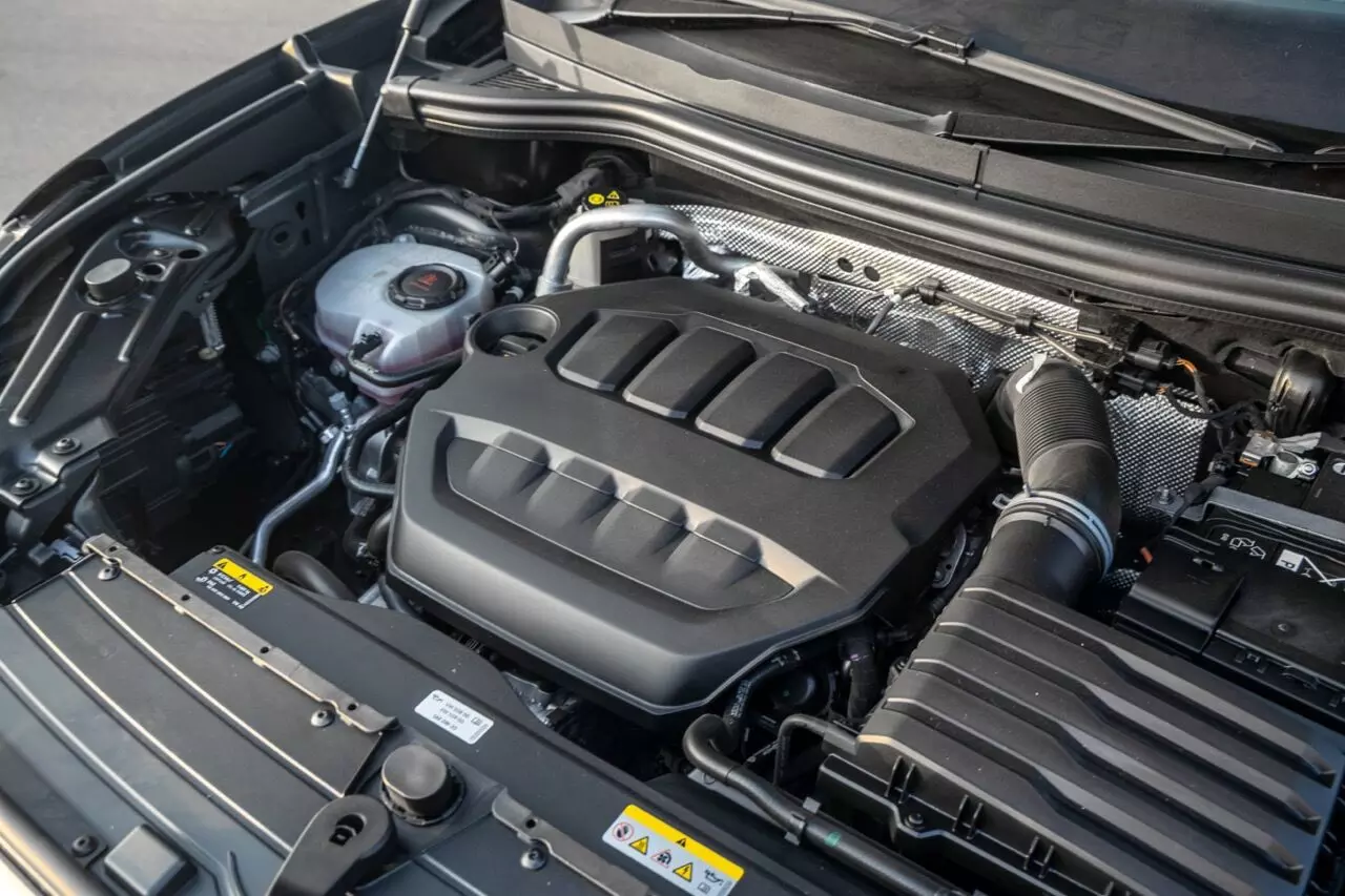 The Tiguan R-Line belts out an impressive 201bhp and 320Nm of torque from a 2-litre TSI engine – Shot by Avdhoot A Kolhe for evo India