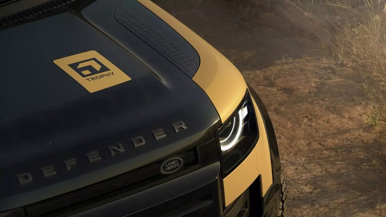 The Defender 110 Trophy Edition gets a contrasting gloss black finish on the bonnet as well on the lower bodyside The Defender 110 Trophy Edition gets a contrasting gloss black finish on the bonnet as well on the lower bodyside